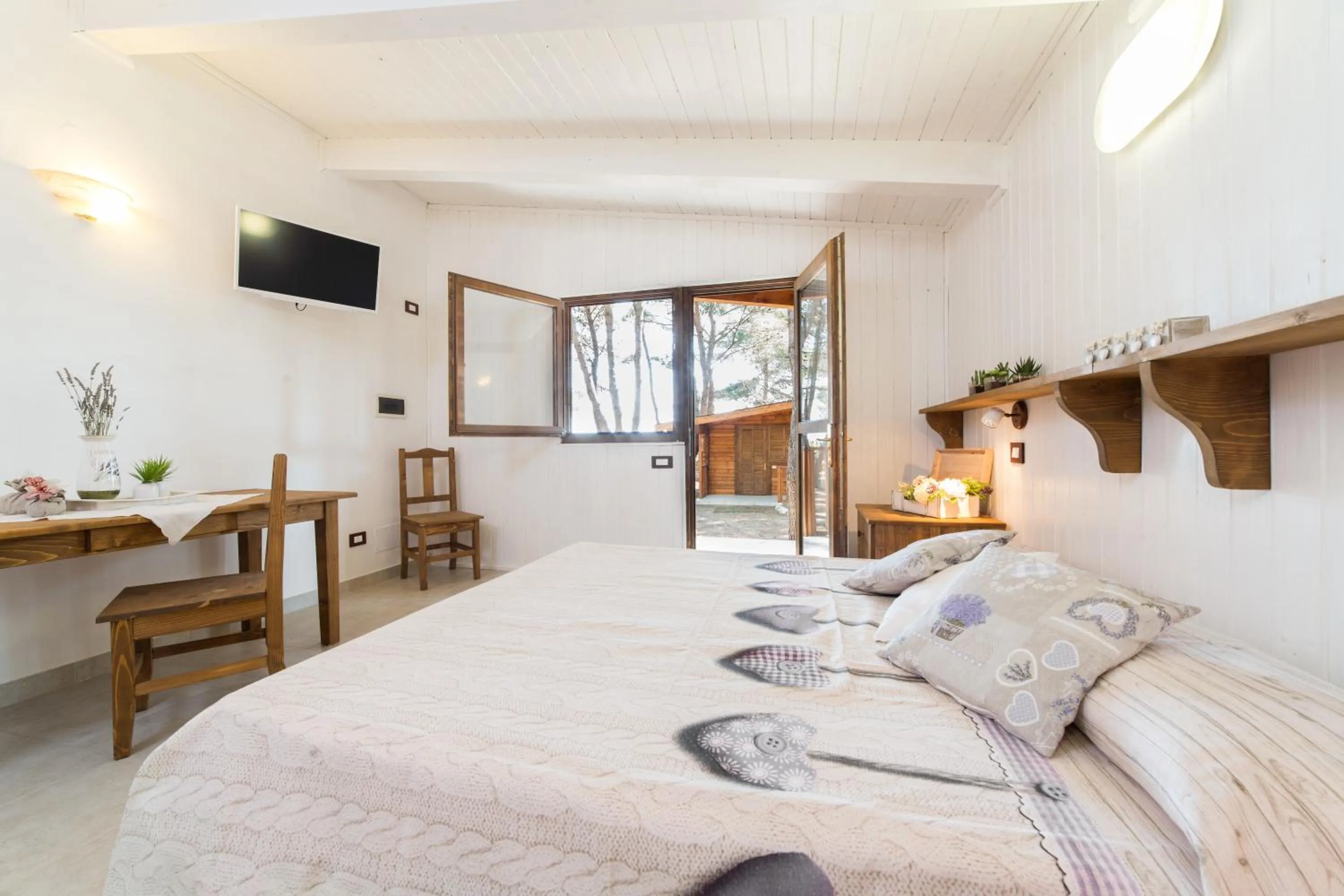 Photo of the whole room, Bed in Tenuta del Barco WineRestaurant and Hospitality