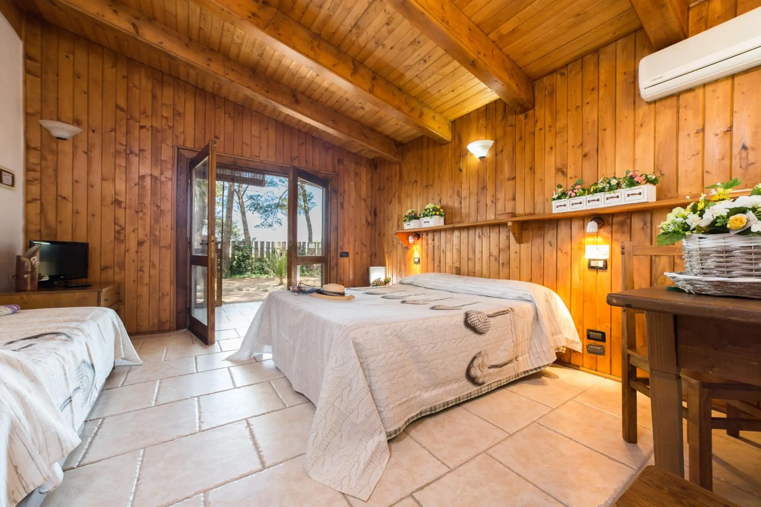 Photo of the whole room, Bed in Tenuta del Barco WineRestaurant and Hospitality Photo of the whole room, Bed in Tenuta del Barco WineRestaurant and Hospitality