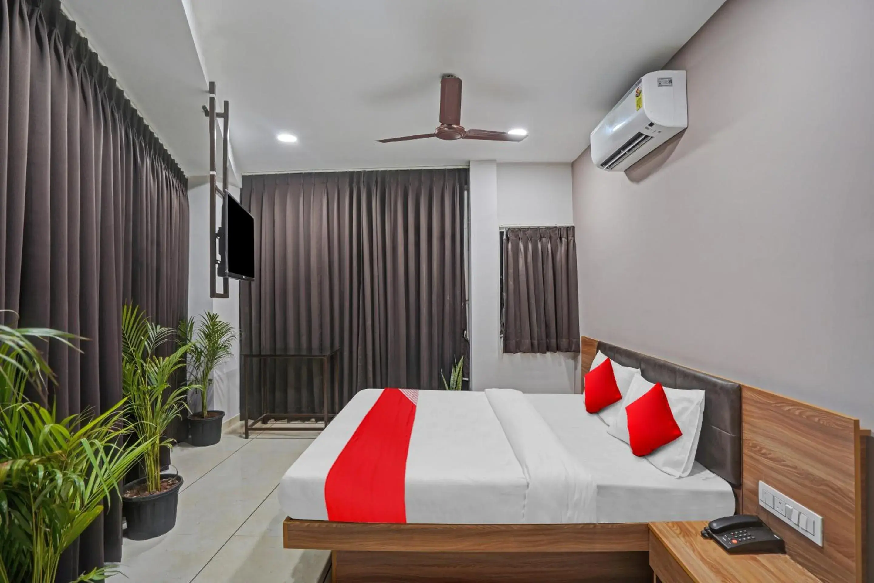Hotel Sukoon, Best Luxurious Hotel Rooms In Surat City Center Hotel Sukoon, Best Luxurious Hotel Rooms In Surat City Center