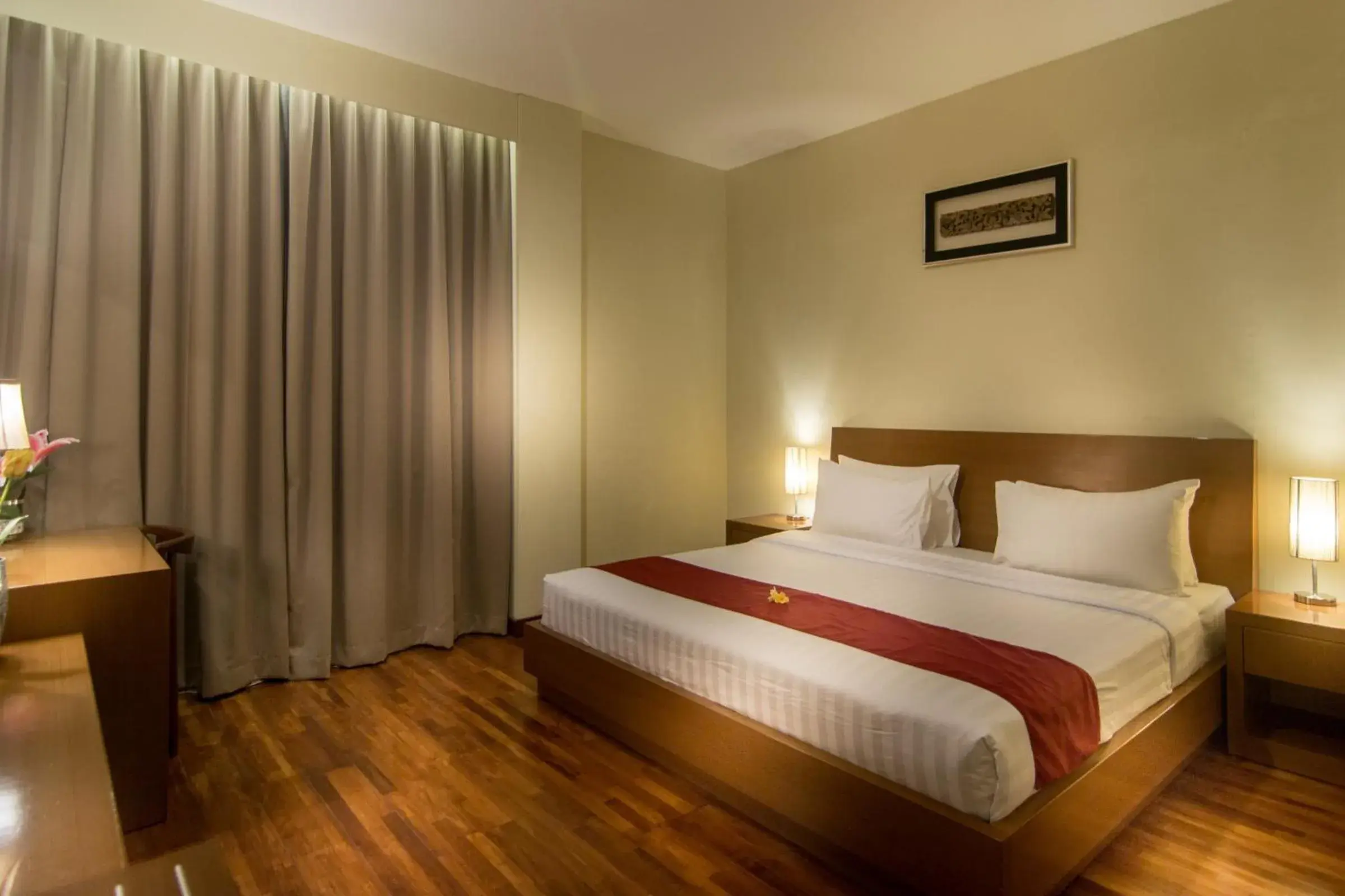 Photo of the whole room, Bed in Seminyak Square Hotel And Villas Photo of the whole room, Bed in Seminyak Square Hotel And Villas