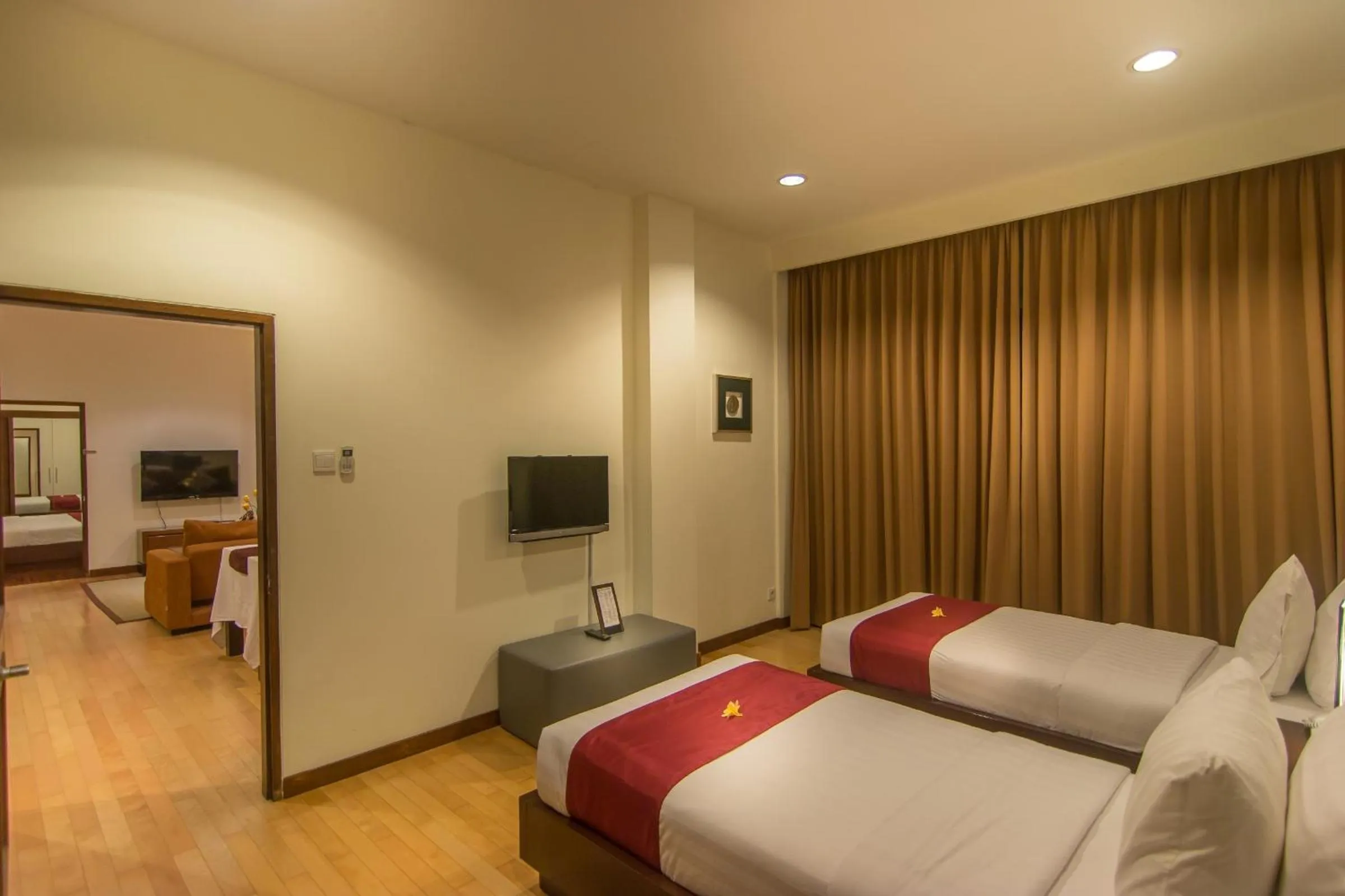 Bed in Seminyak Square Hotel And Villas