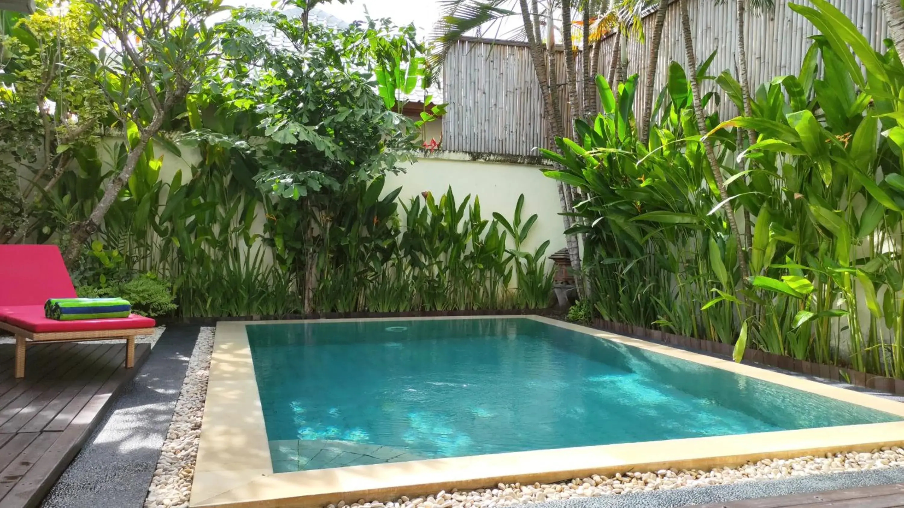 Swimming pool in Seminyak Square Hotel And Villas Swimming pool in Seminyak Square Hotel And Villas