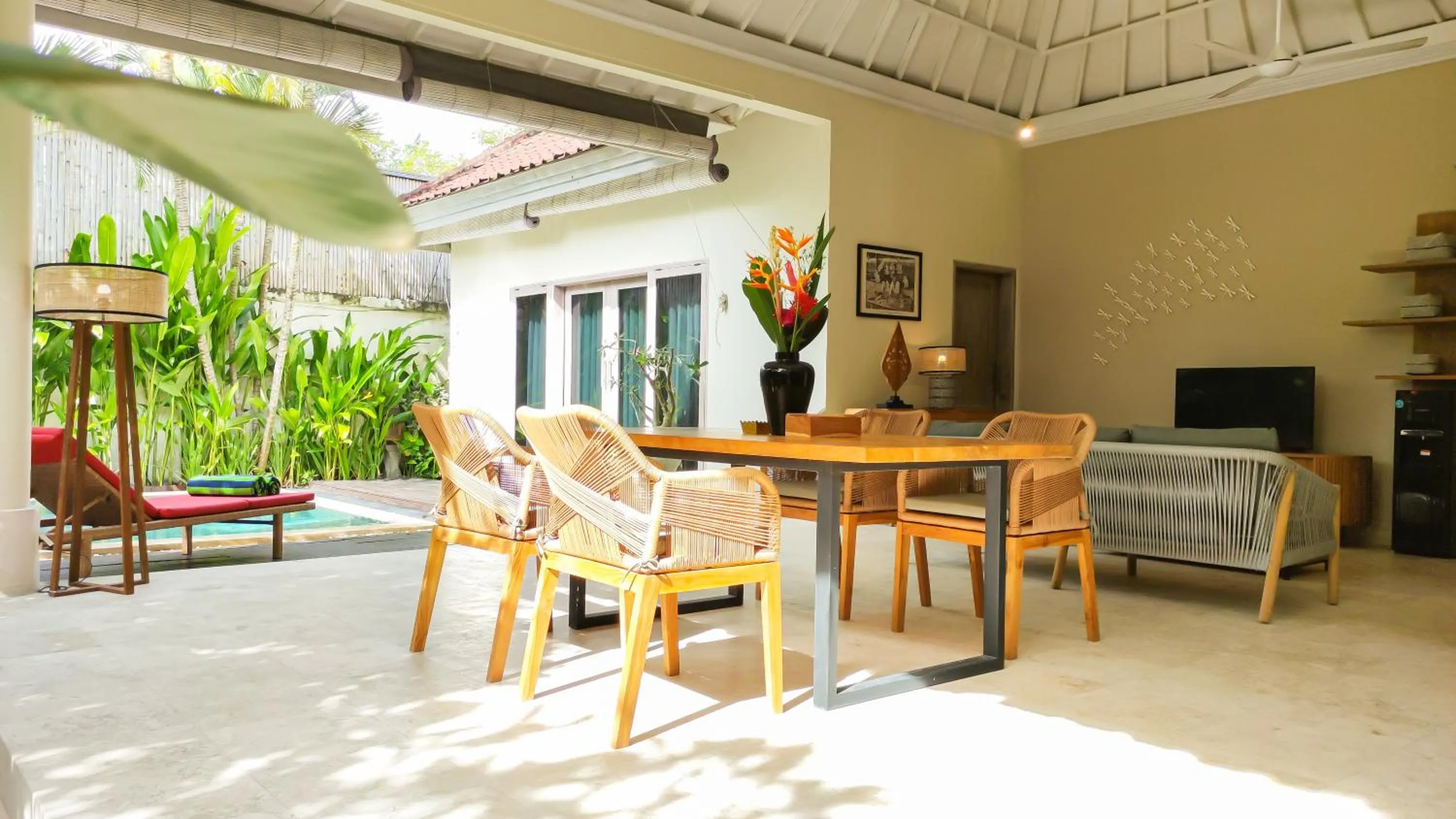 Patio in Seminyak Square Hotel And Villas