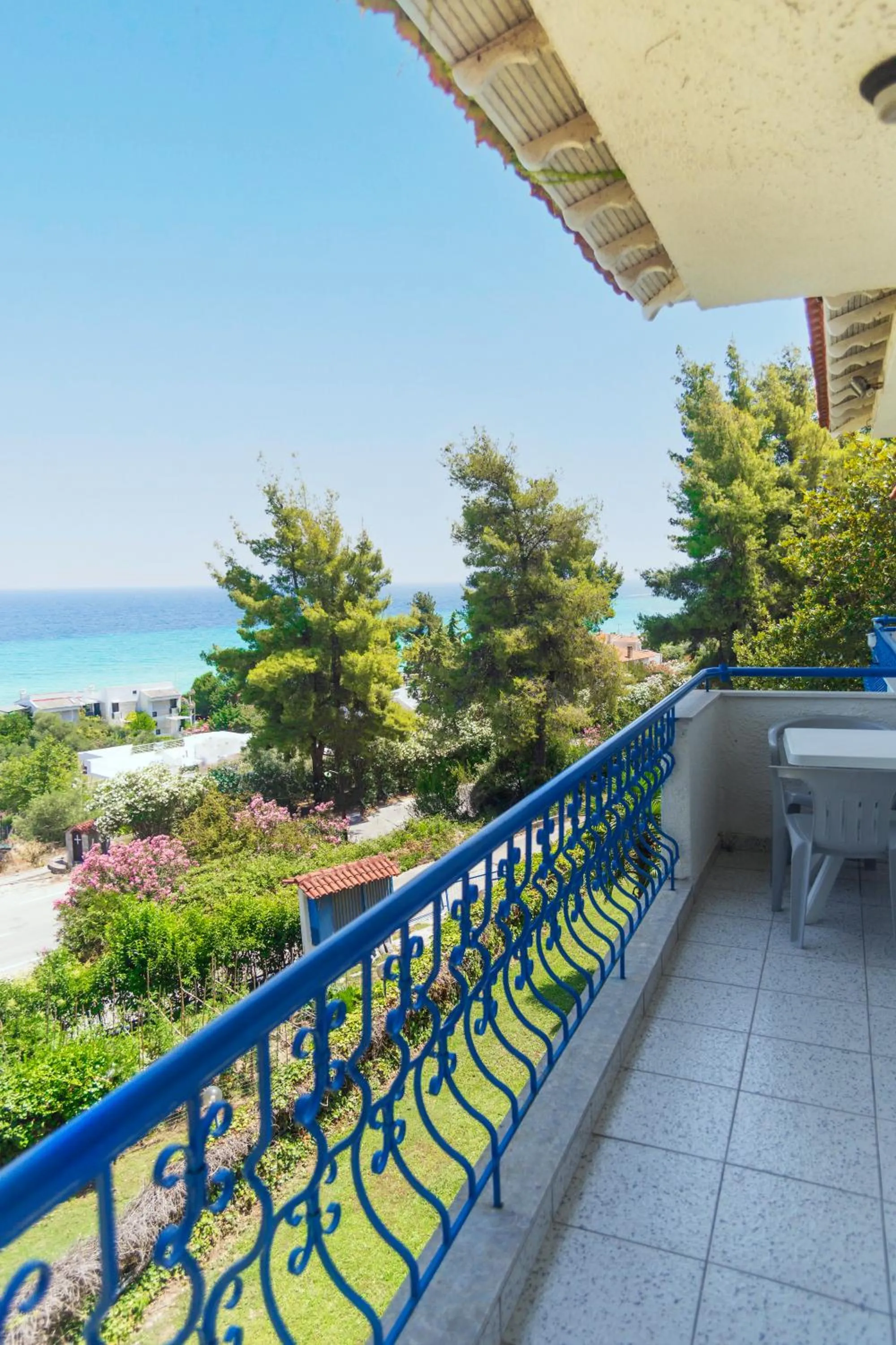 Roditsa Patritsia Apartments