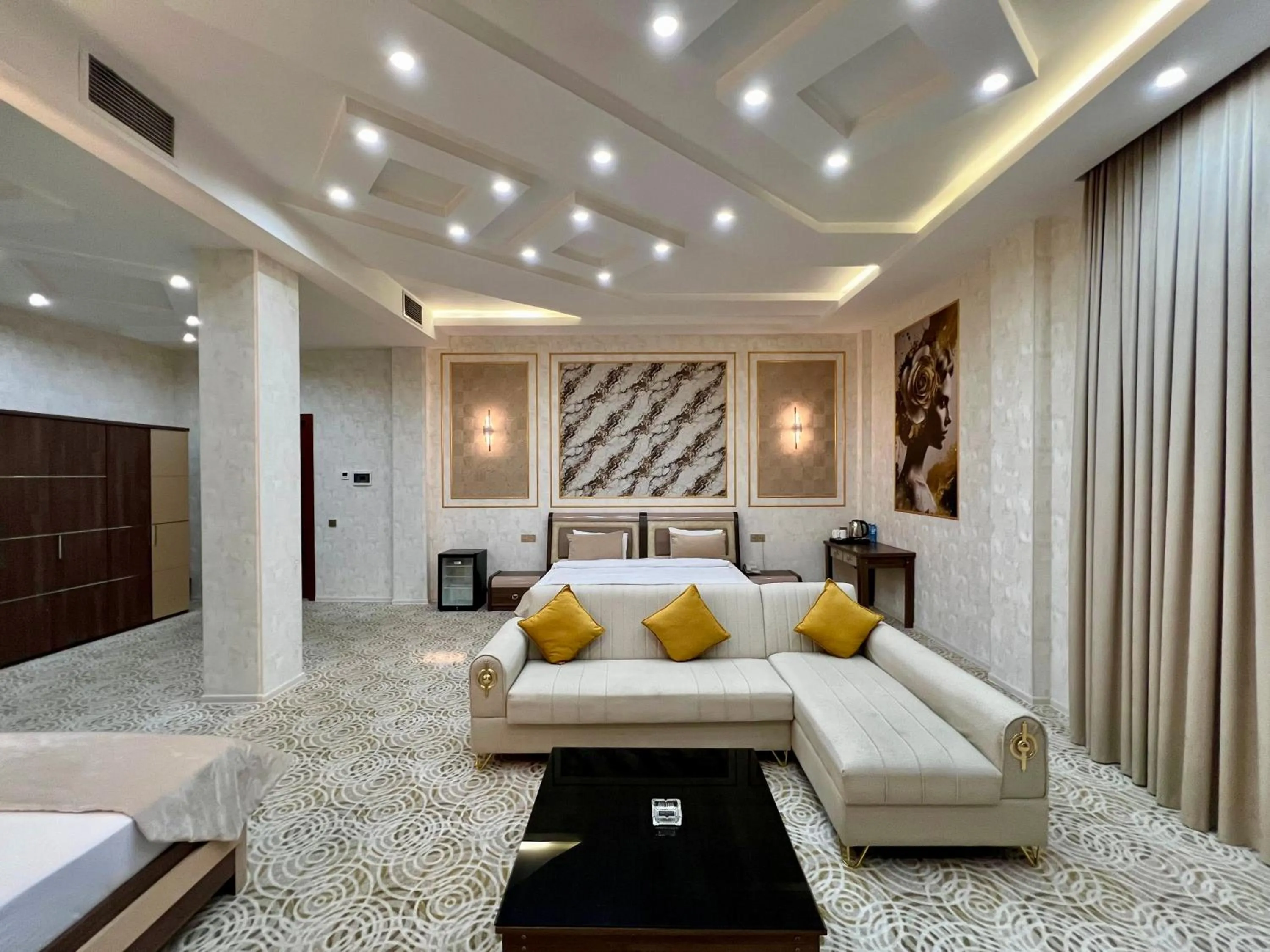 Seating area in Royal Mansion Hotel