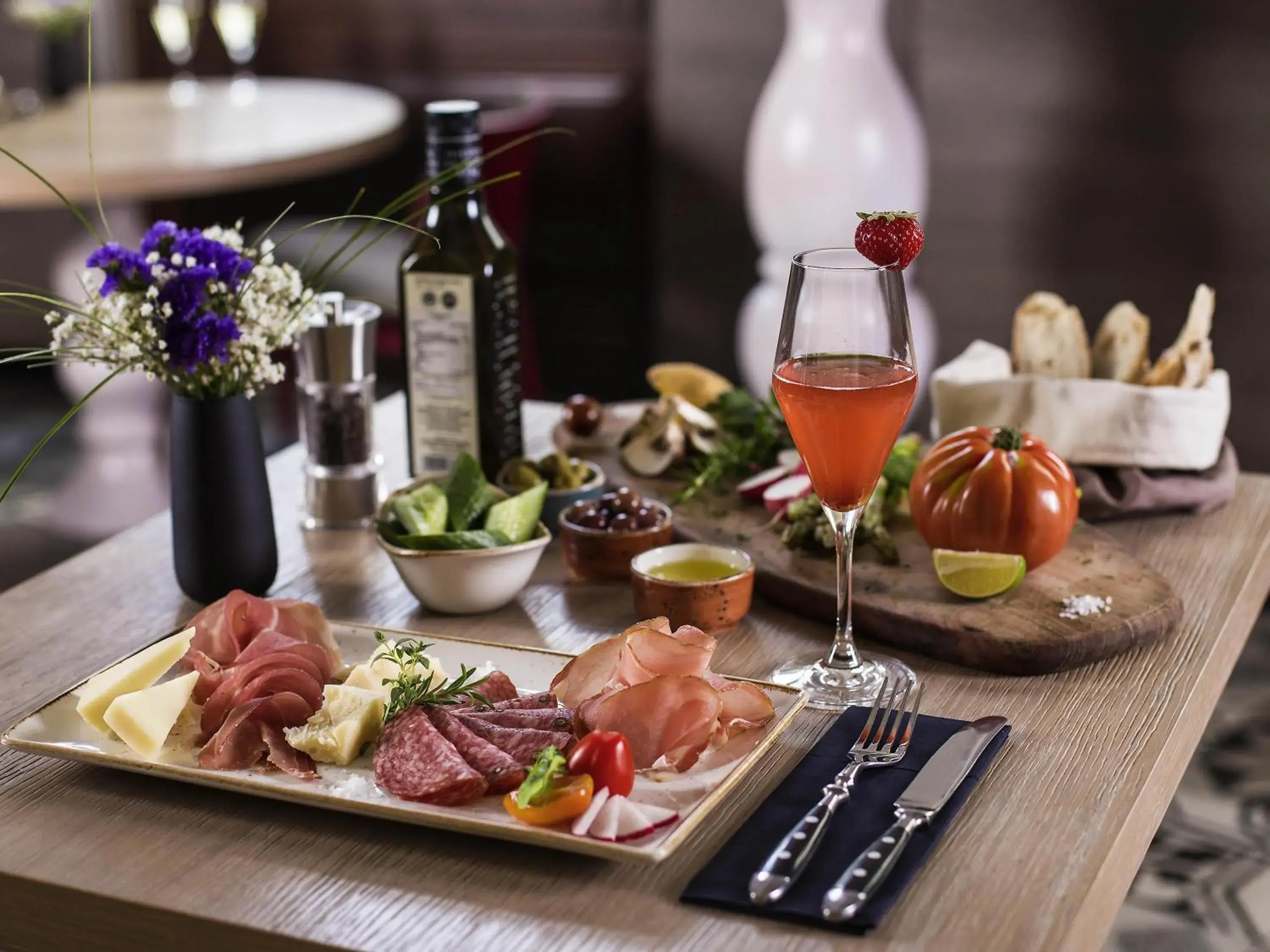 Restaurant/places to eat in Mercure Vienna First Restaurant/places to eat in Mercure Vienna First