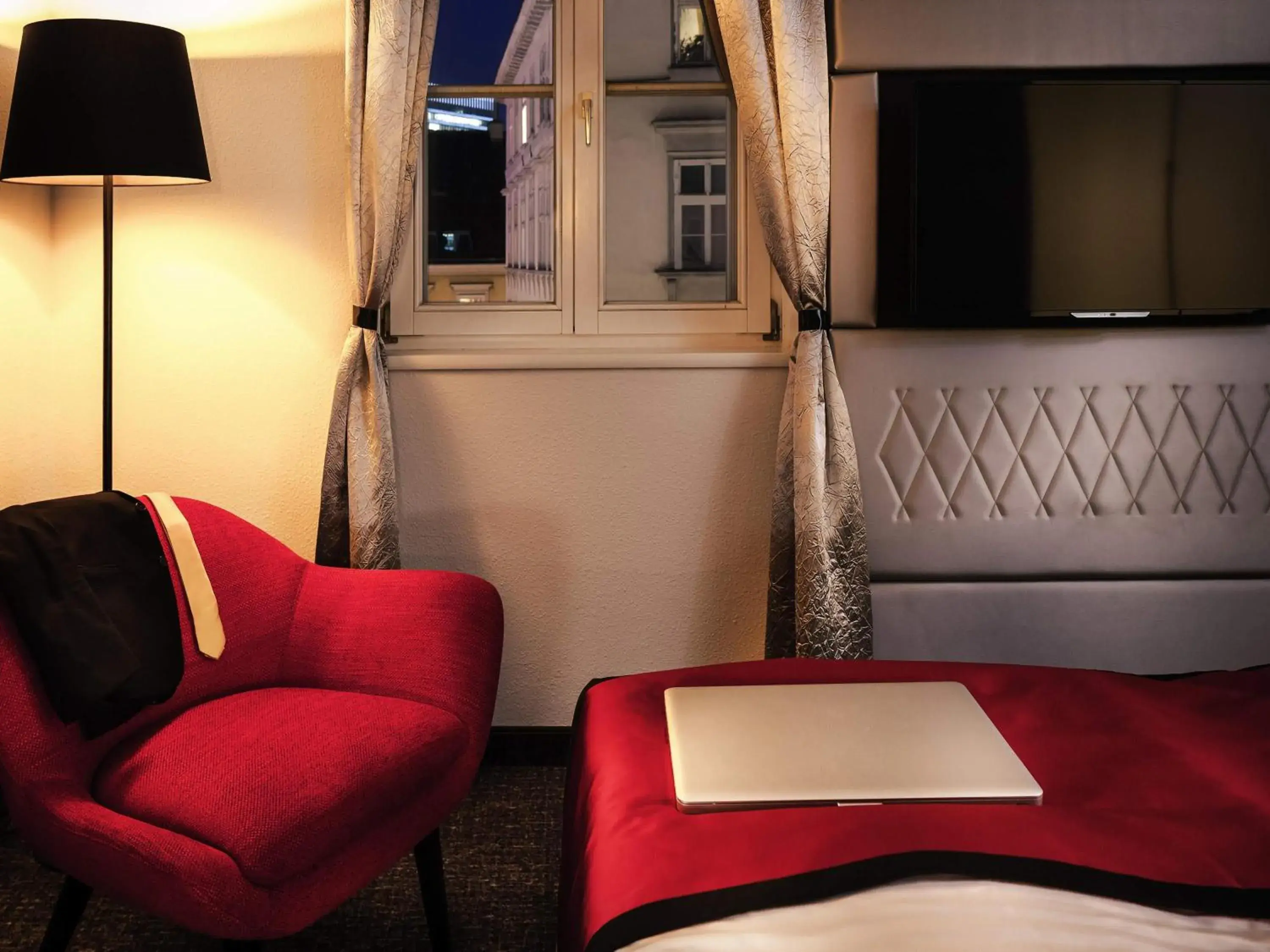 Bedroom in Mercure Vienna First Bedroom in Mercure Vienna First