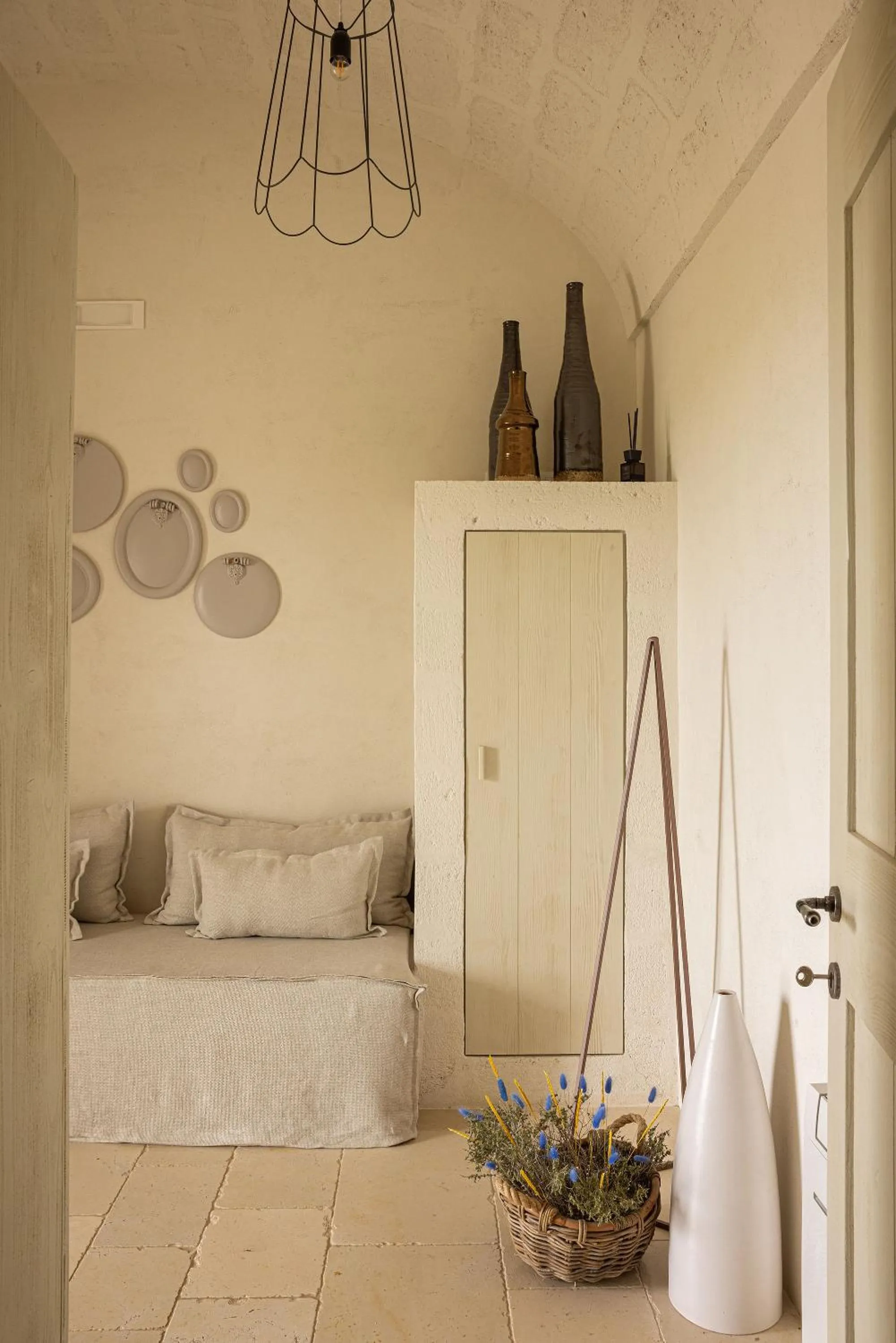 Living room, Bed in Masseria San Francesco