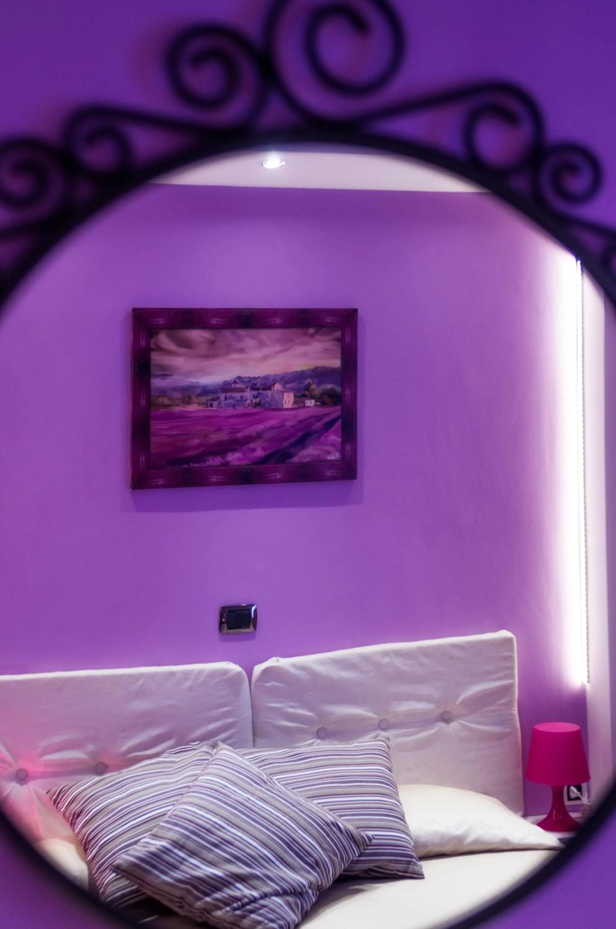 Decorative detail in Hotel Rainbow