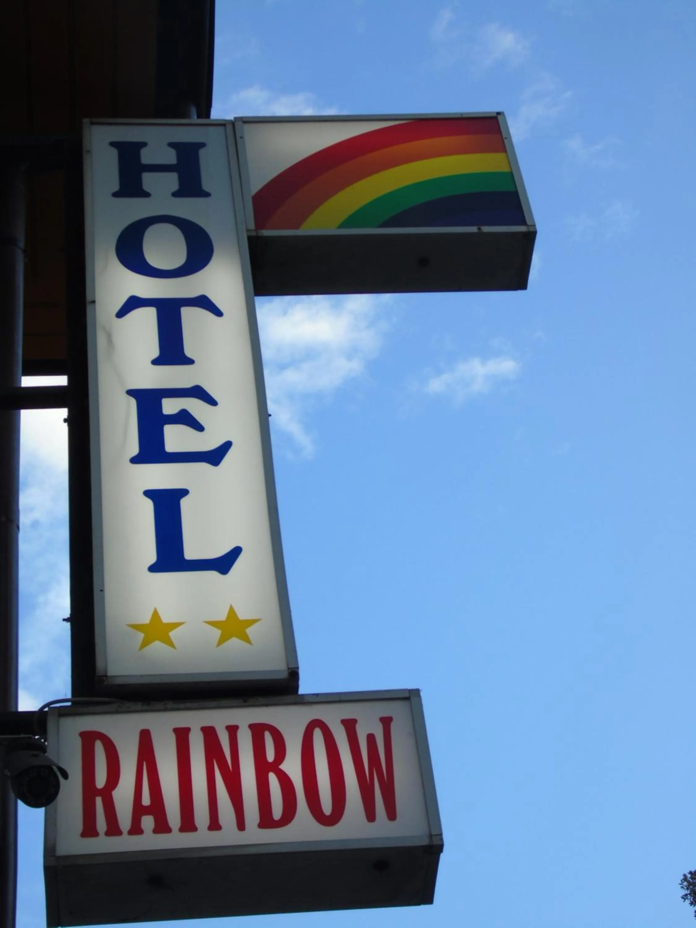 Hotel Rainbow