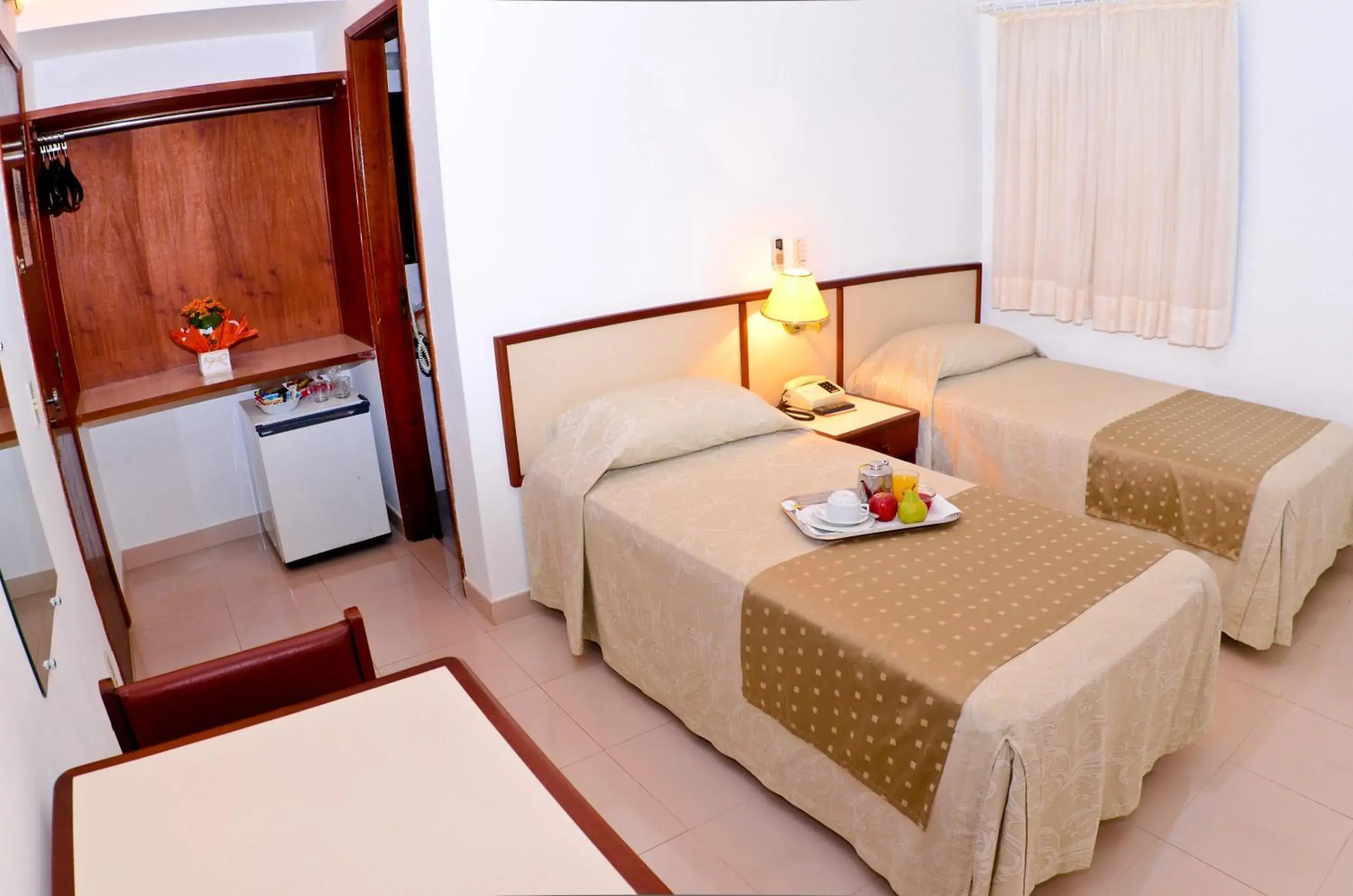 Twin Room - single occupancy in Hotel Iporã Twin Room - single occupancy in Hotel Iporã