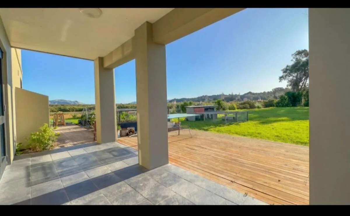 Mangrove Manor