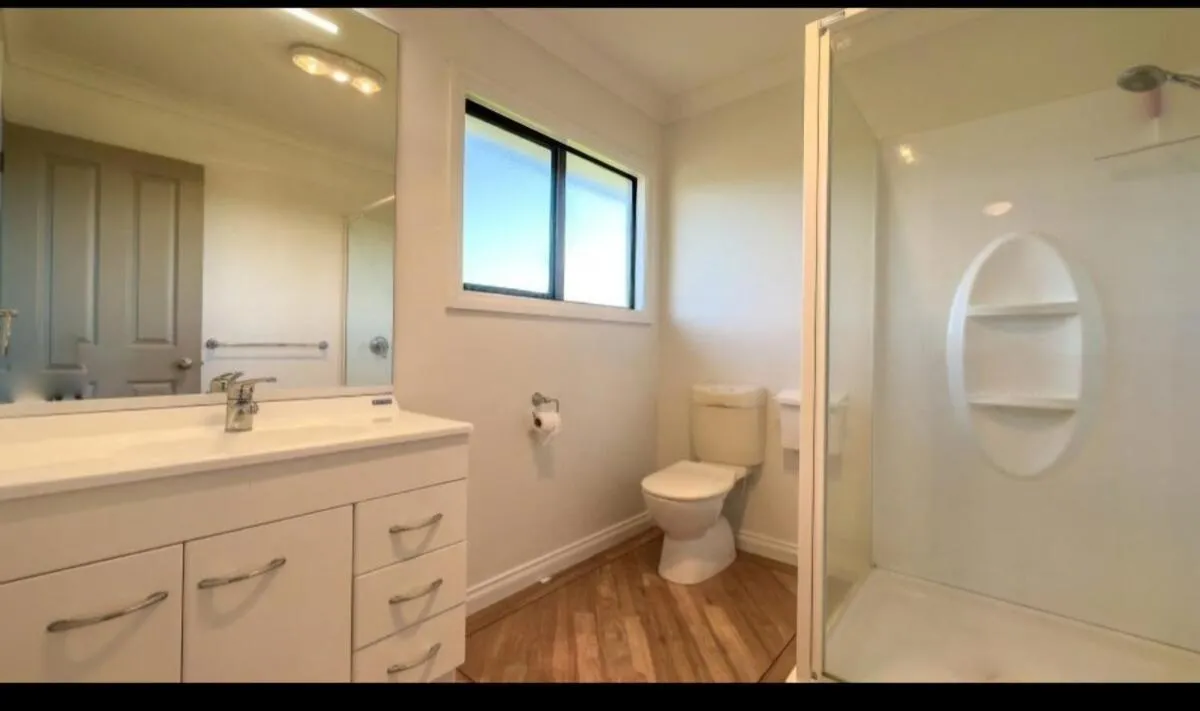 Mangrove Manor