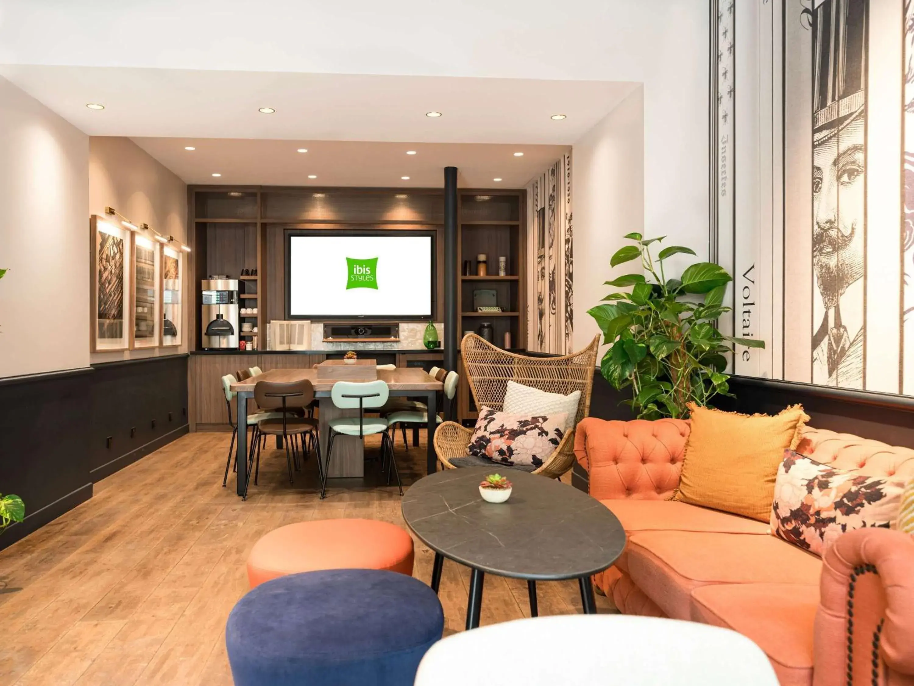 Property building in Ibis Styles Hotel Paris Gare de Lyon Bastille Property building in Ibis Styles Hotel Paris Gare de Lyon Bastille