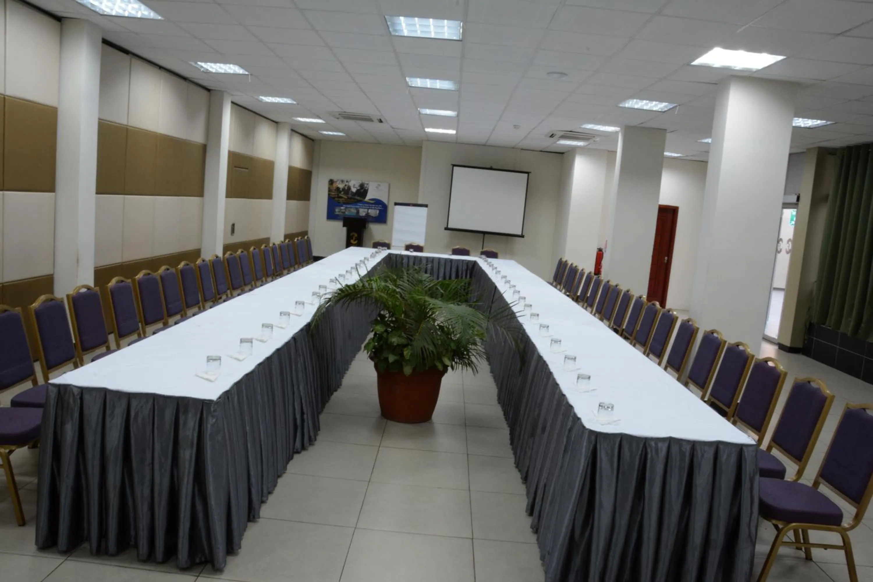 Meeting/conference room in Hotel La Falaise Yaounde