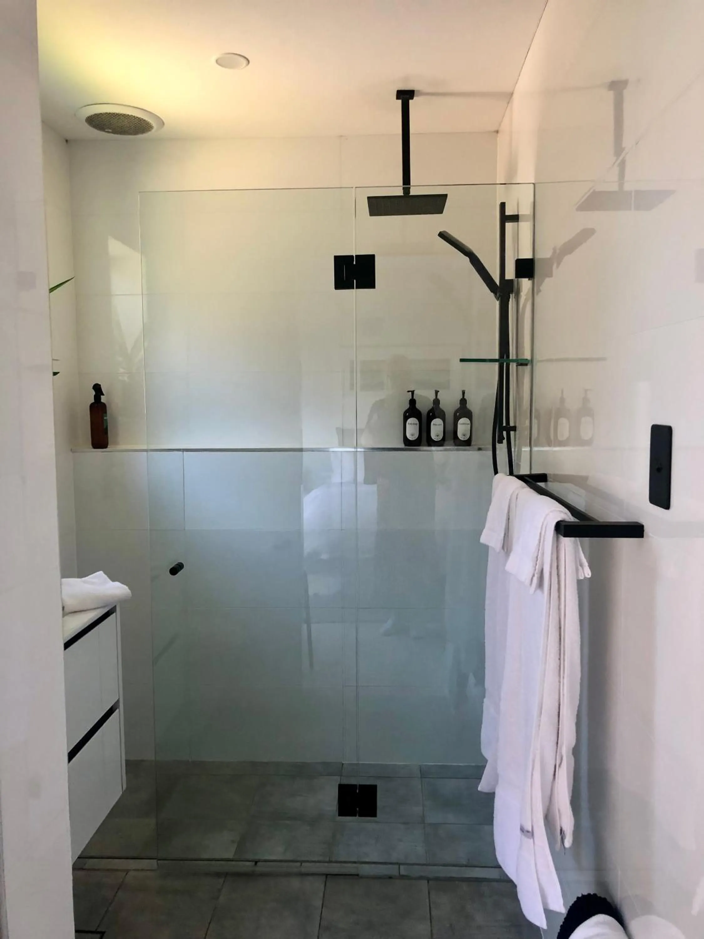Cosy and calm unit in Cronulla