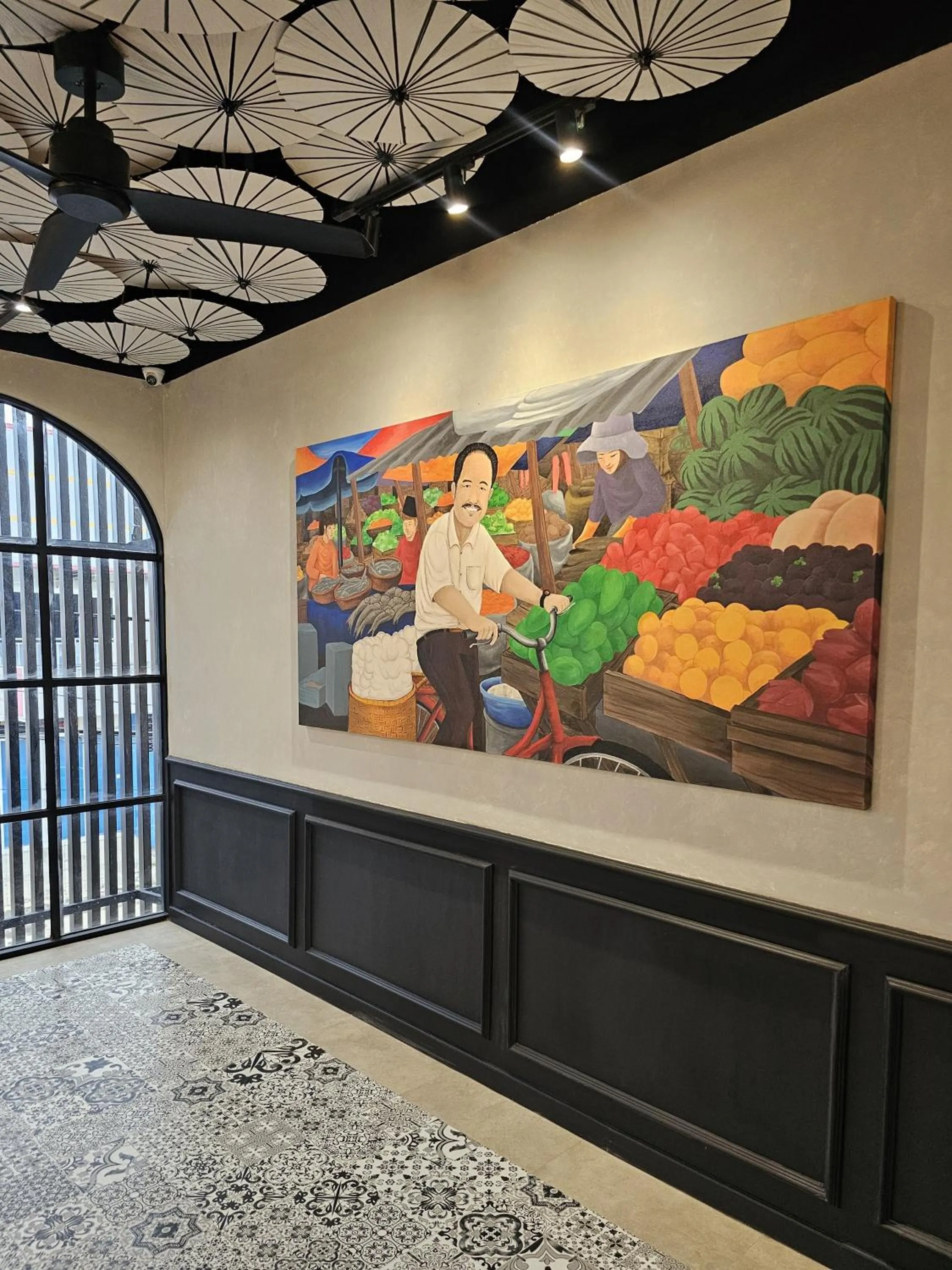 Decorative detail in Mulyadi Suites Cianjur