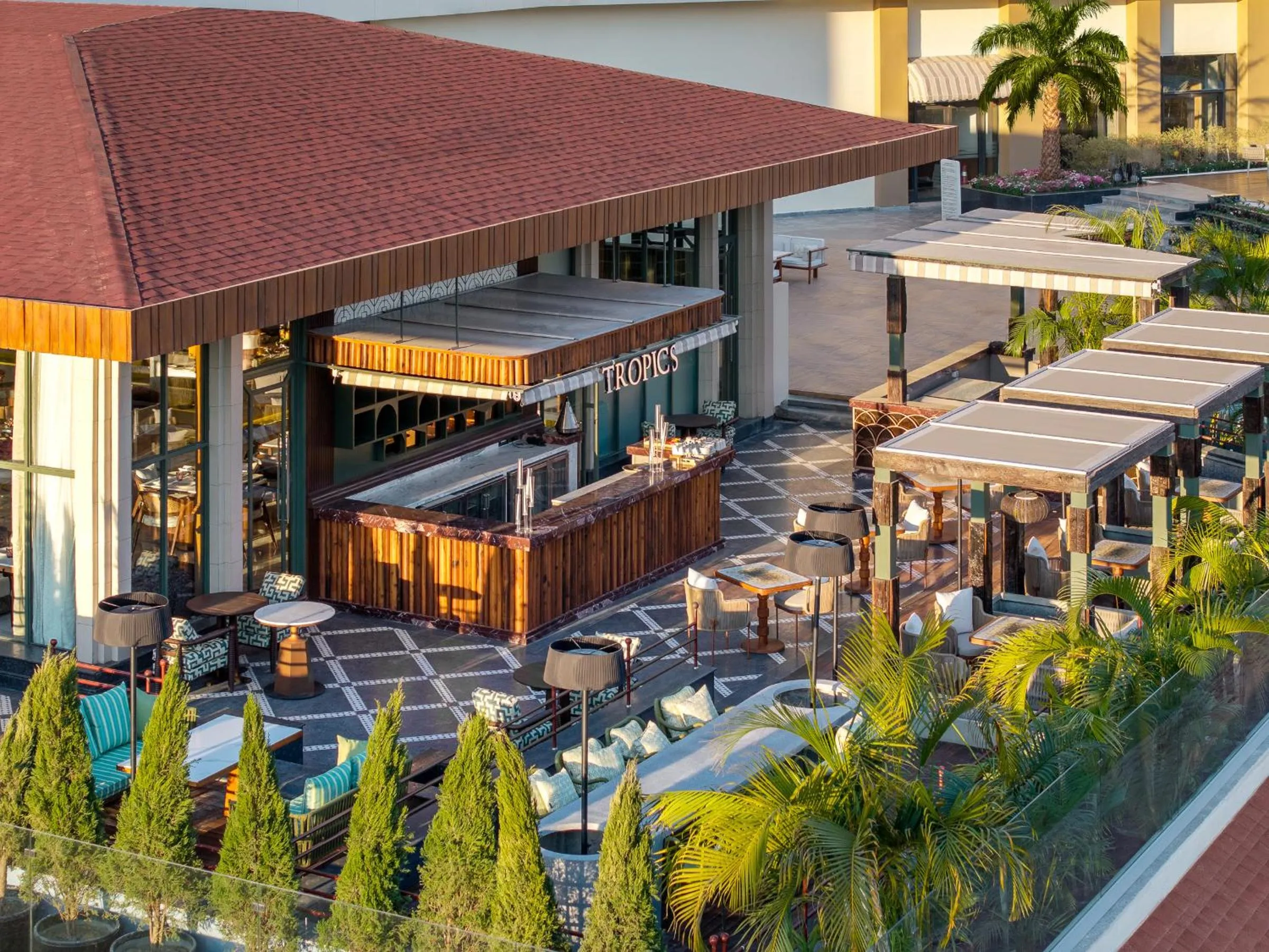 Restaurant/places to eat in Taj Mussoorie Foothills, Dehradun