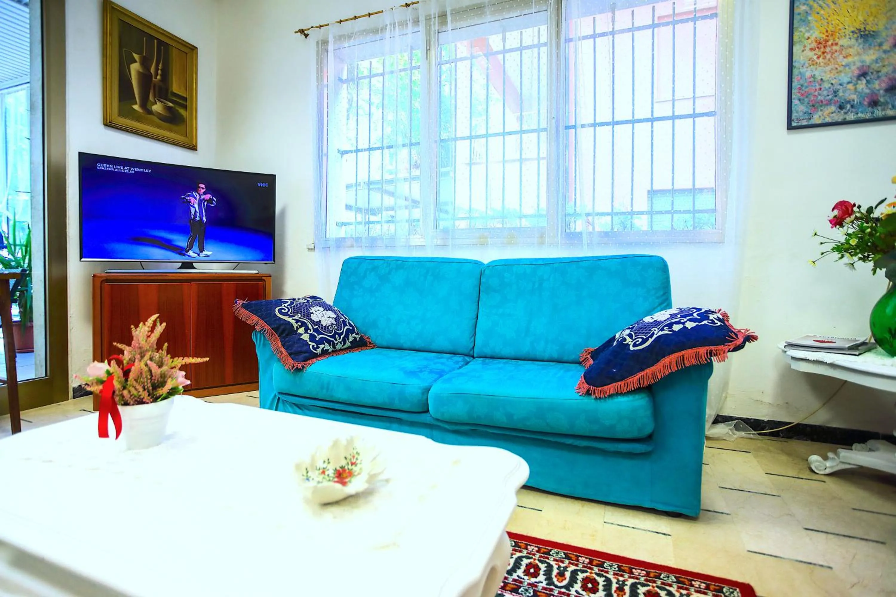 Communal lounge/ TV room in Hotel Majorca