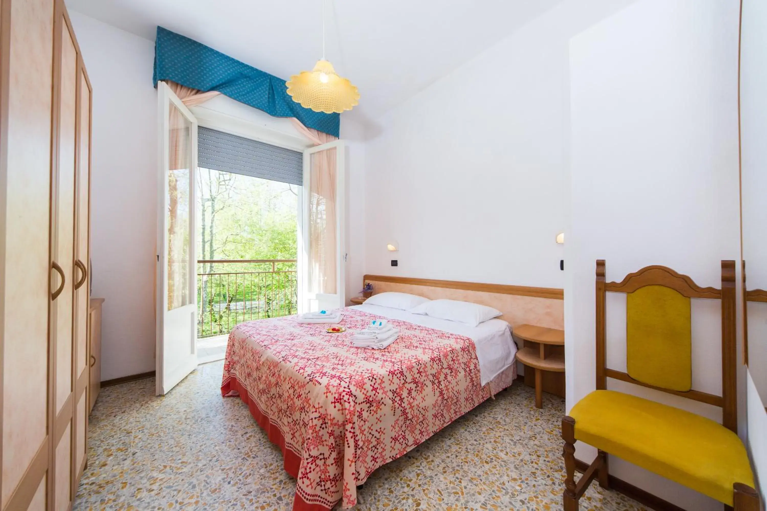 Day, Bed in Hotel Majorca