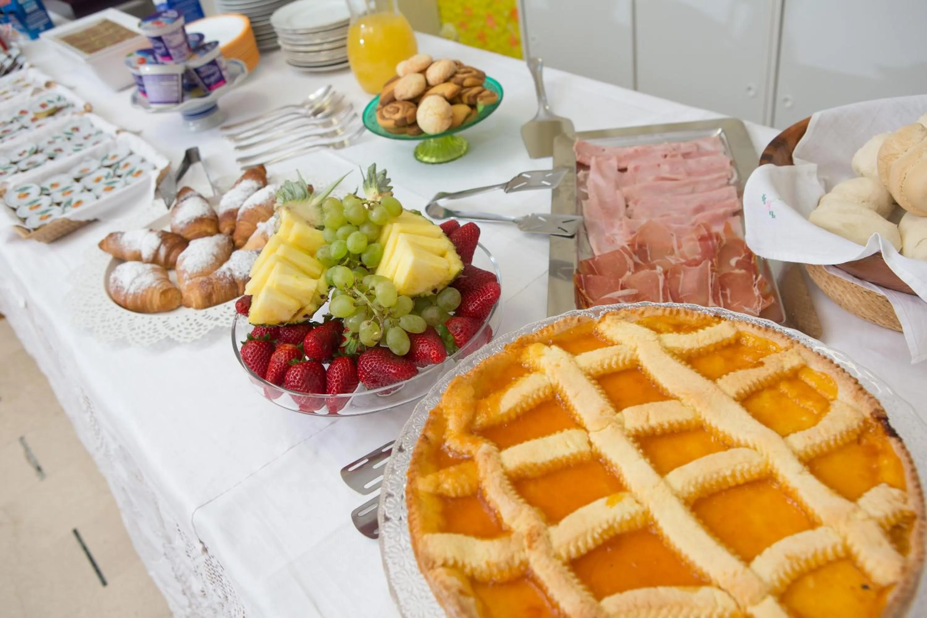 Continental breakfast in Hotel Majorca