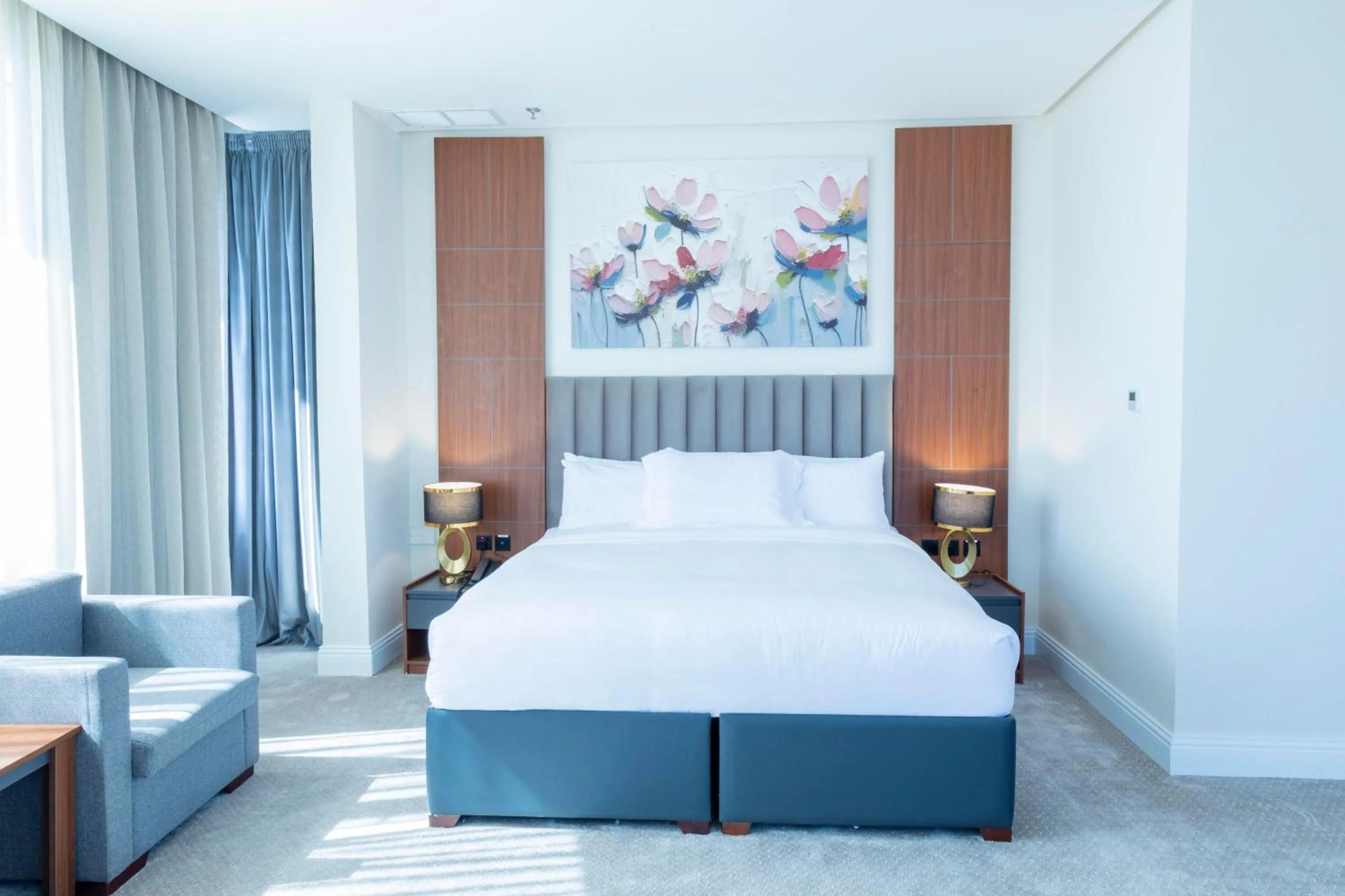 Bedroom, Bed in Park Avenues Hotel