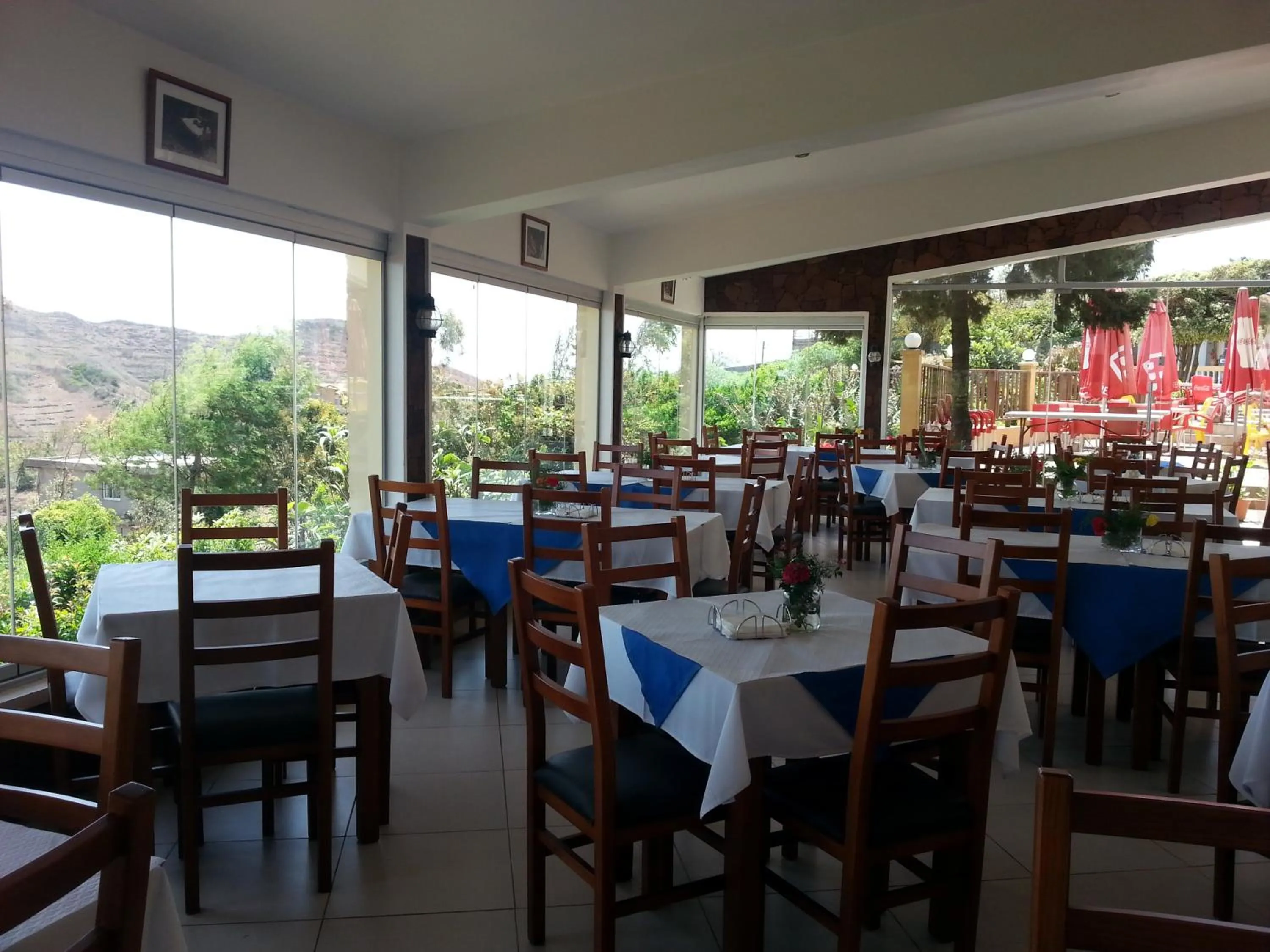 Restaurant/places to eat in Quinta Da Montanha