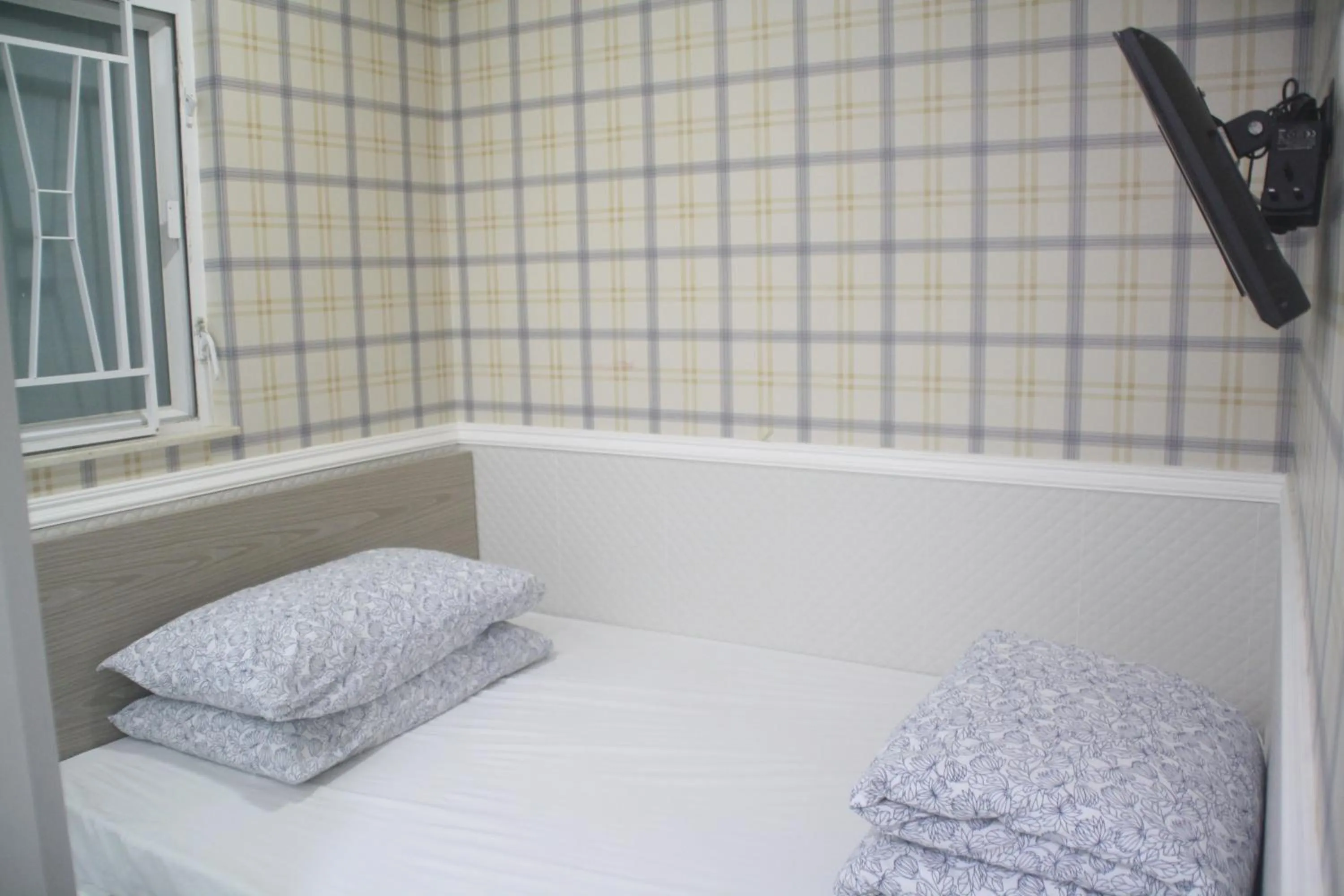 Bedroom, Bed in K & B Hostel