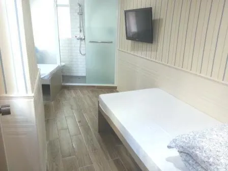 Bedroom, Bed in K & B Hostel