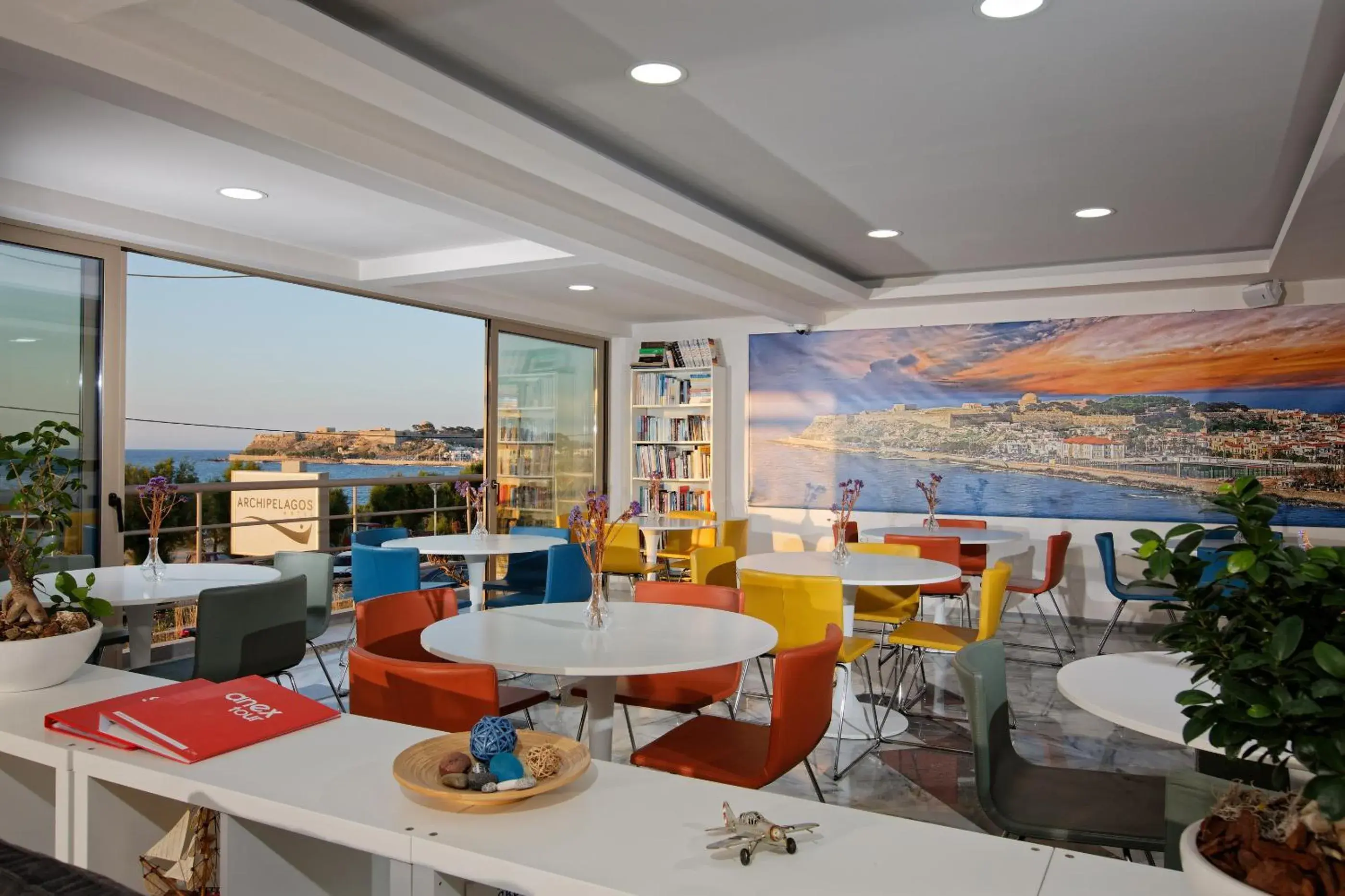 Restaurant/places to eat in Archipelagos Hotel Restaurant/places to eat in Archipelagos Hotel