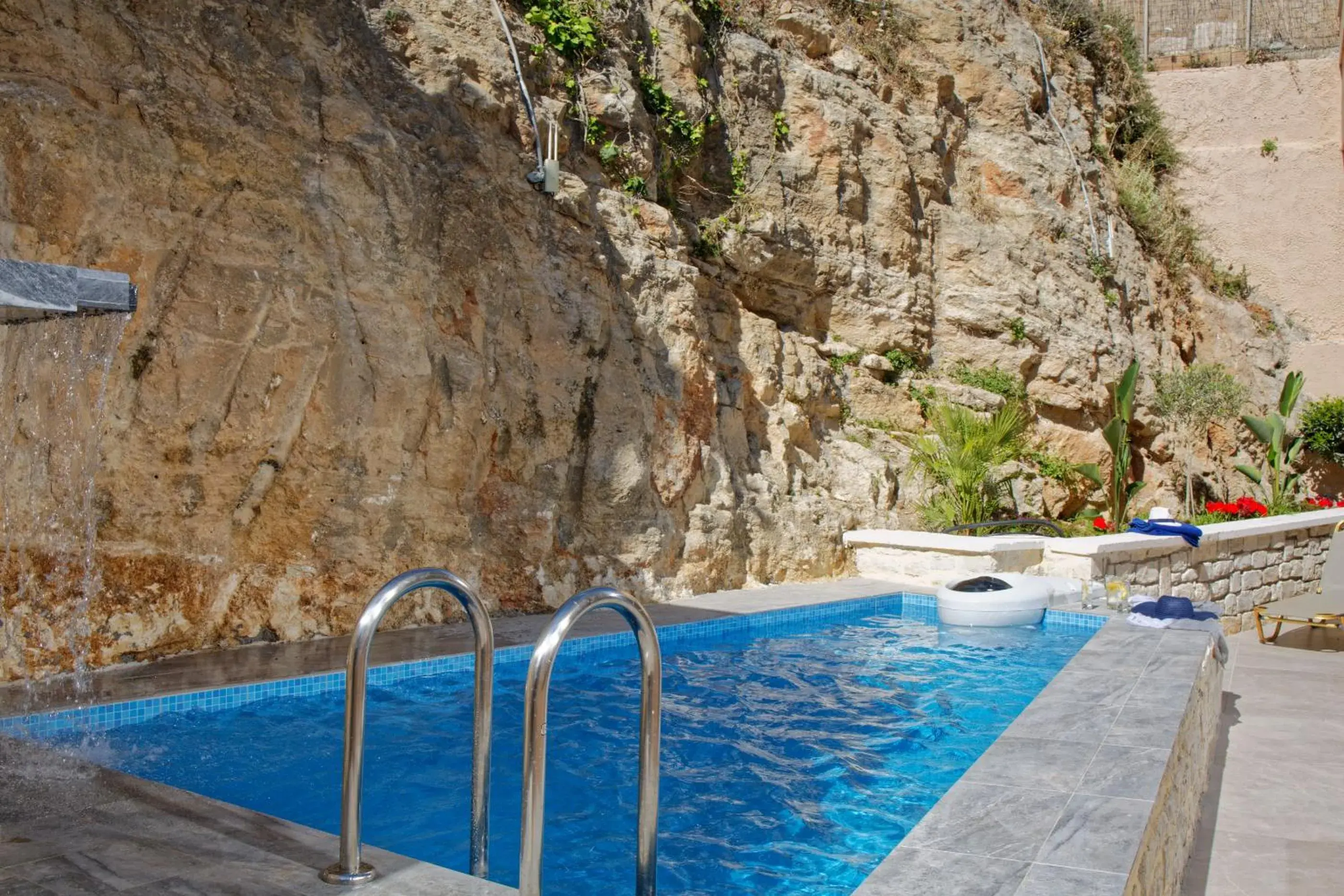 Swimming pool in Archipelagos Hotel Swimming pool in Archipelagos Hotel