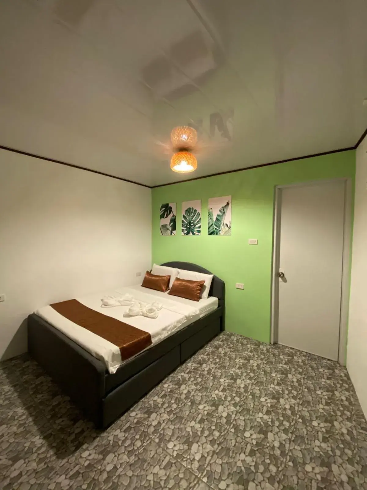 Budget Double Room in Oceanlife Explorers Resort Budget Double Room in Oceanlife Explorers Resort