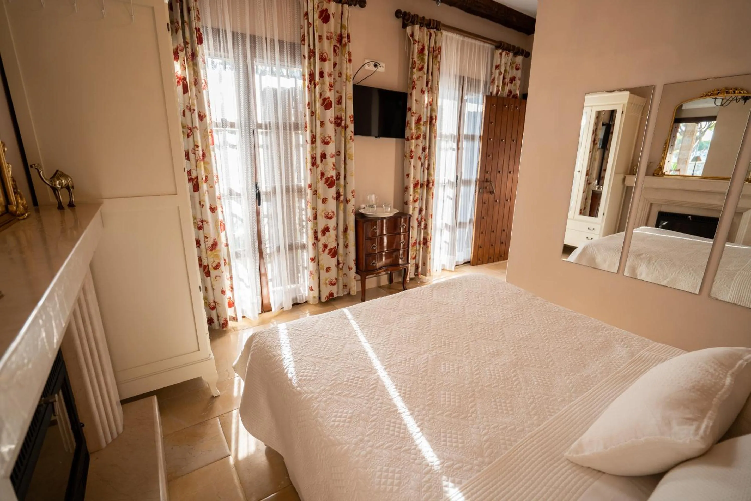 Bed in Hotel Azalea Playa