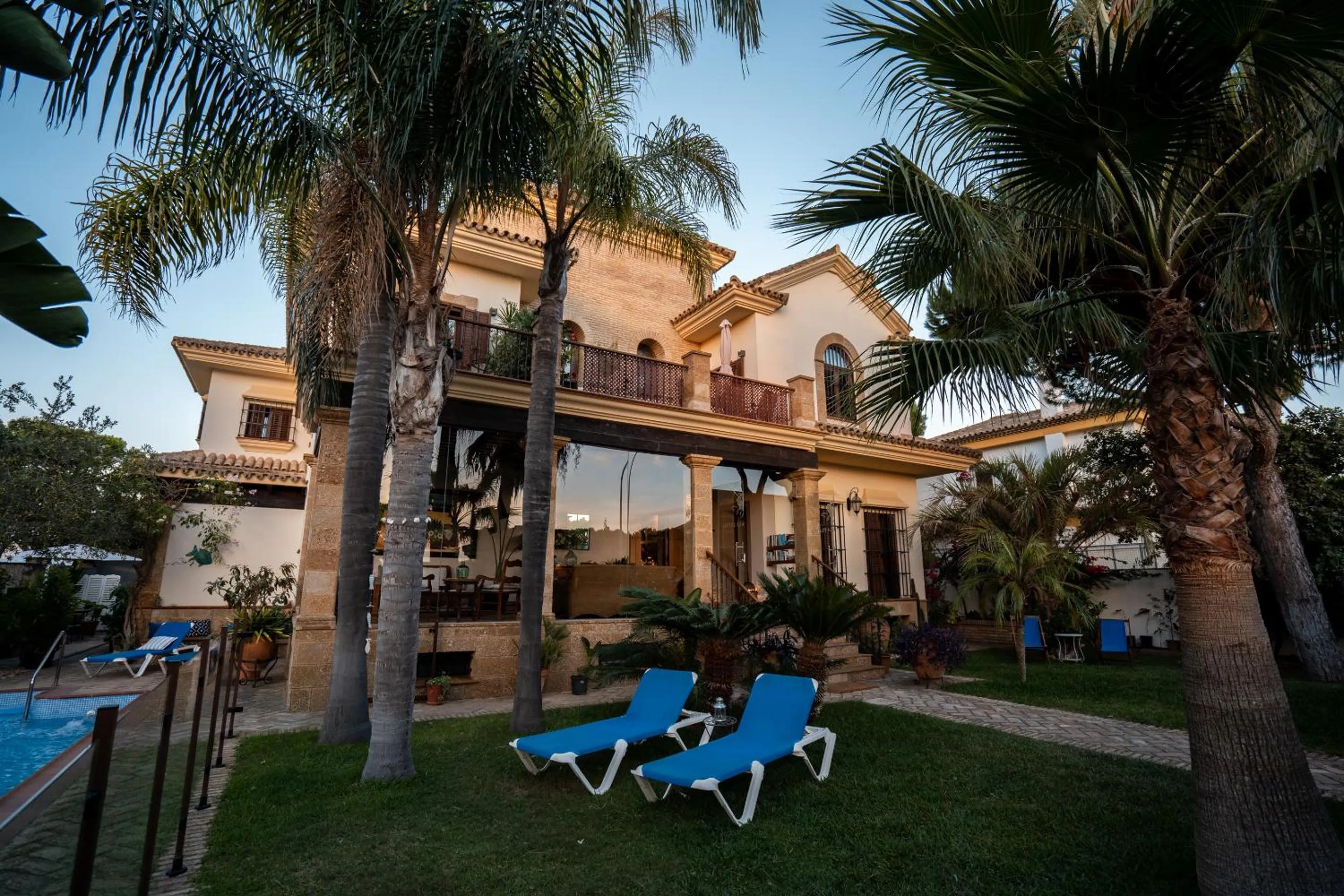 Property building in Hotel Azalea Playa