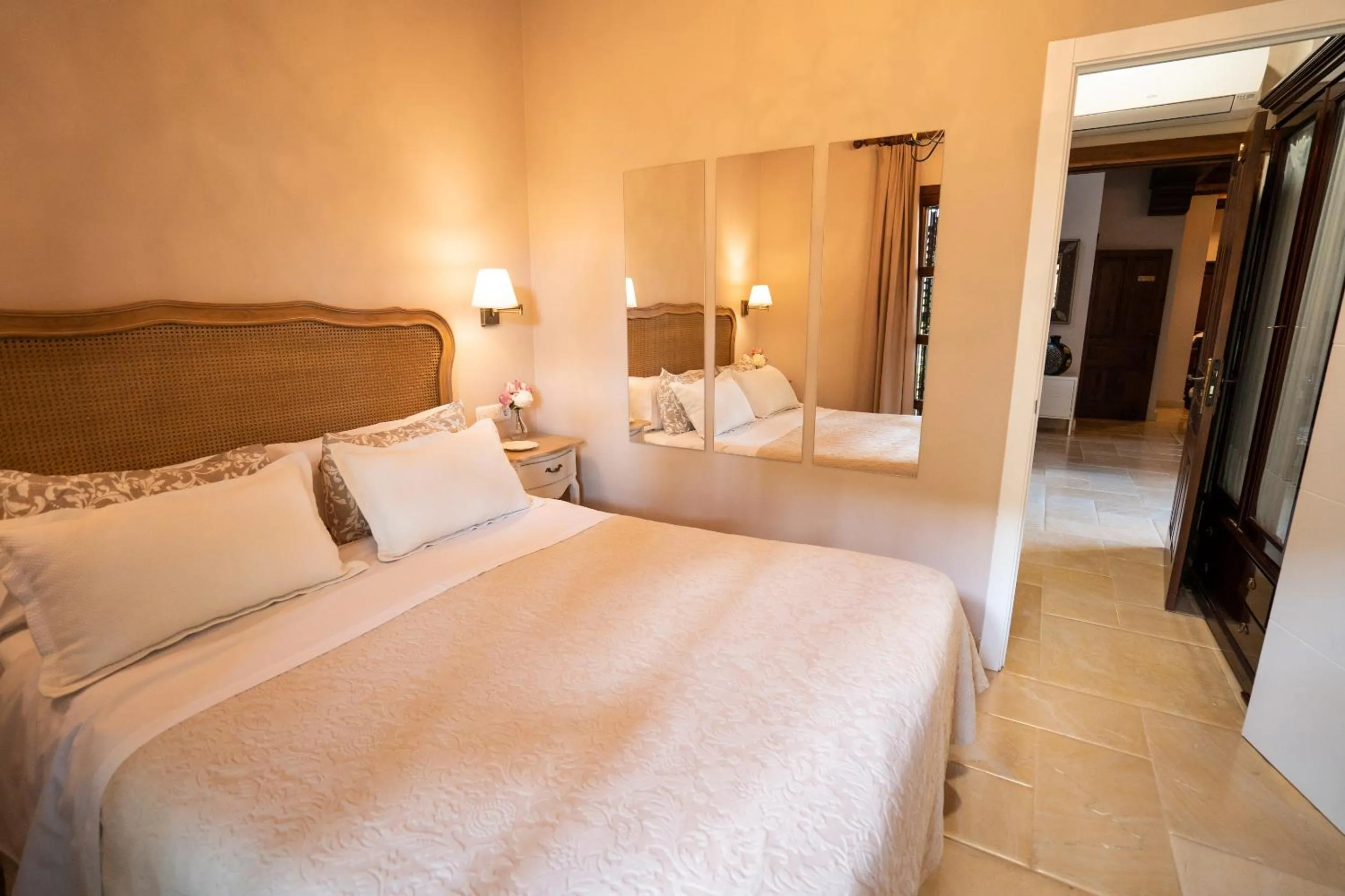 Bed in Hotel Azalea Playa