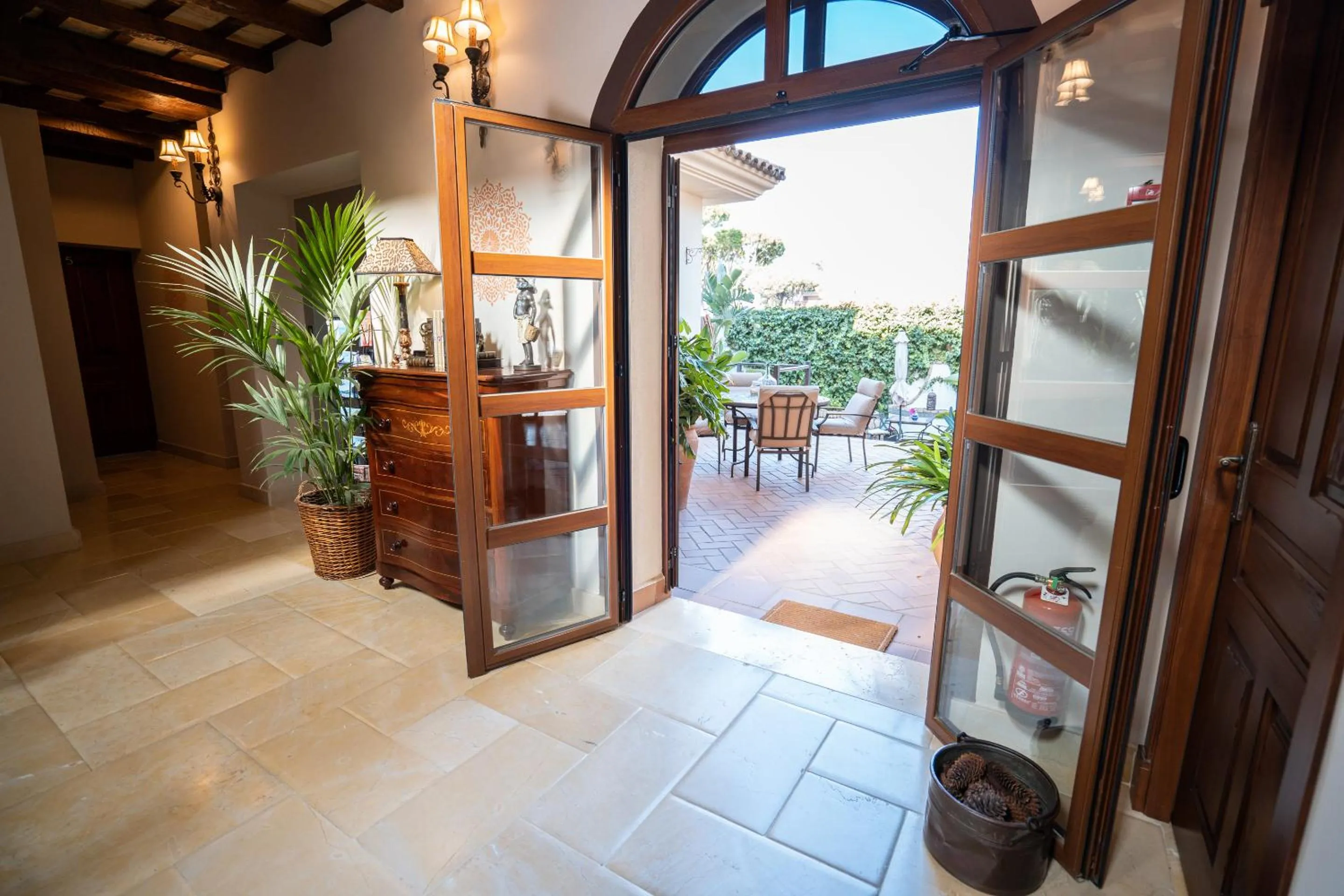 Patio in Hotel Azalea Playa