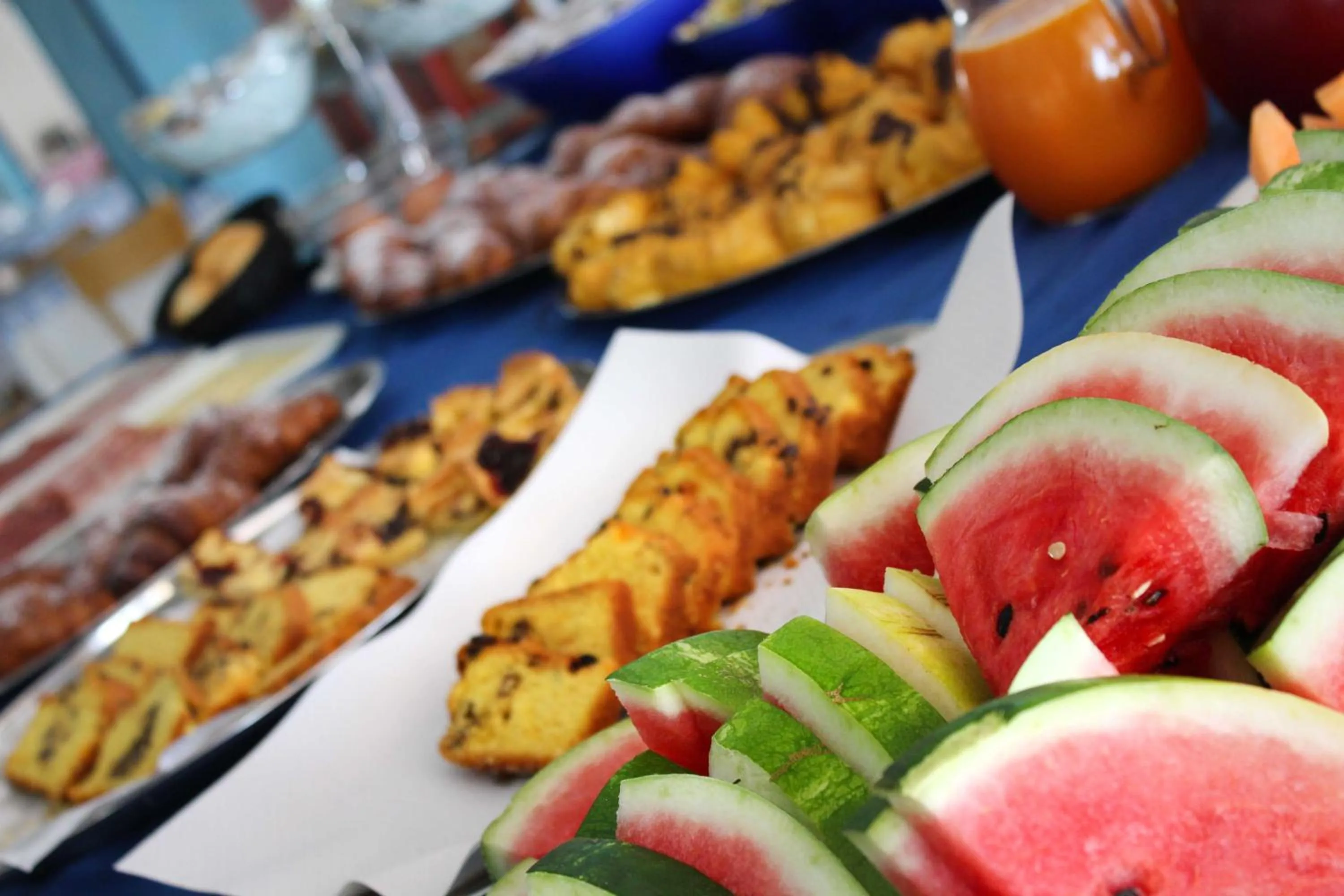 Continental breakfast in Hotel Bristol - a 30 mt dalla spiaggia