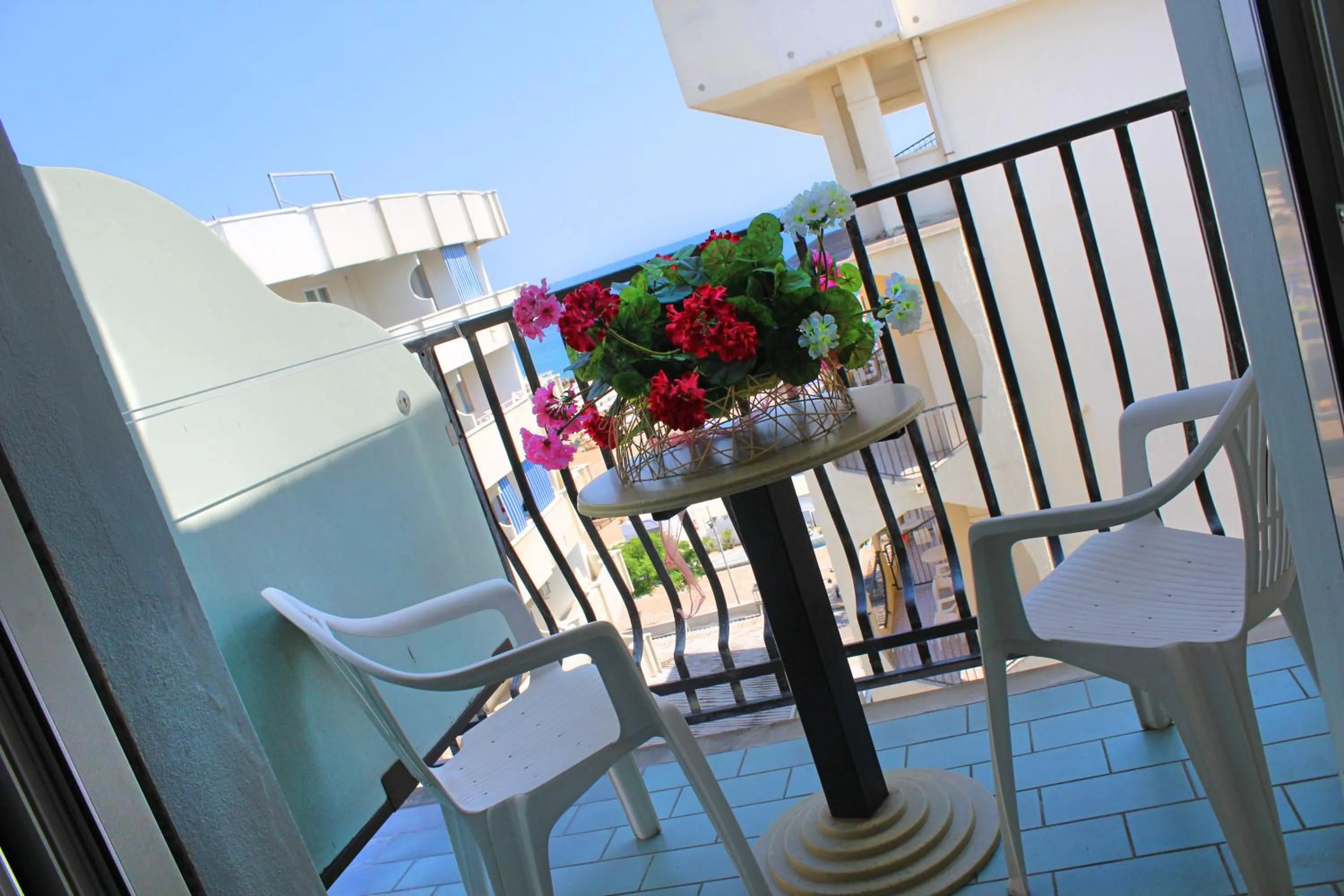 Balcony/Terrace in Hotel Bristol - a 30 mt dalla spiaggia