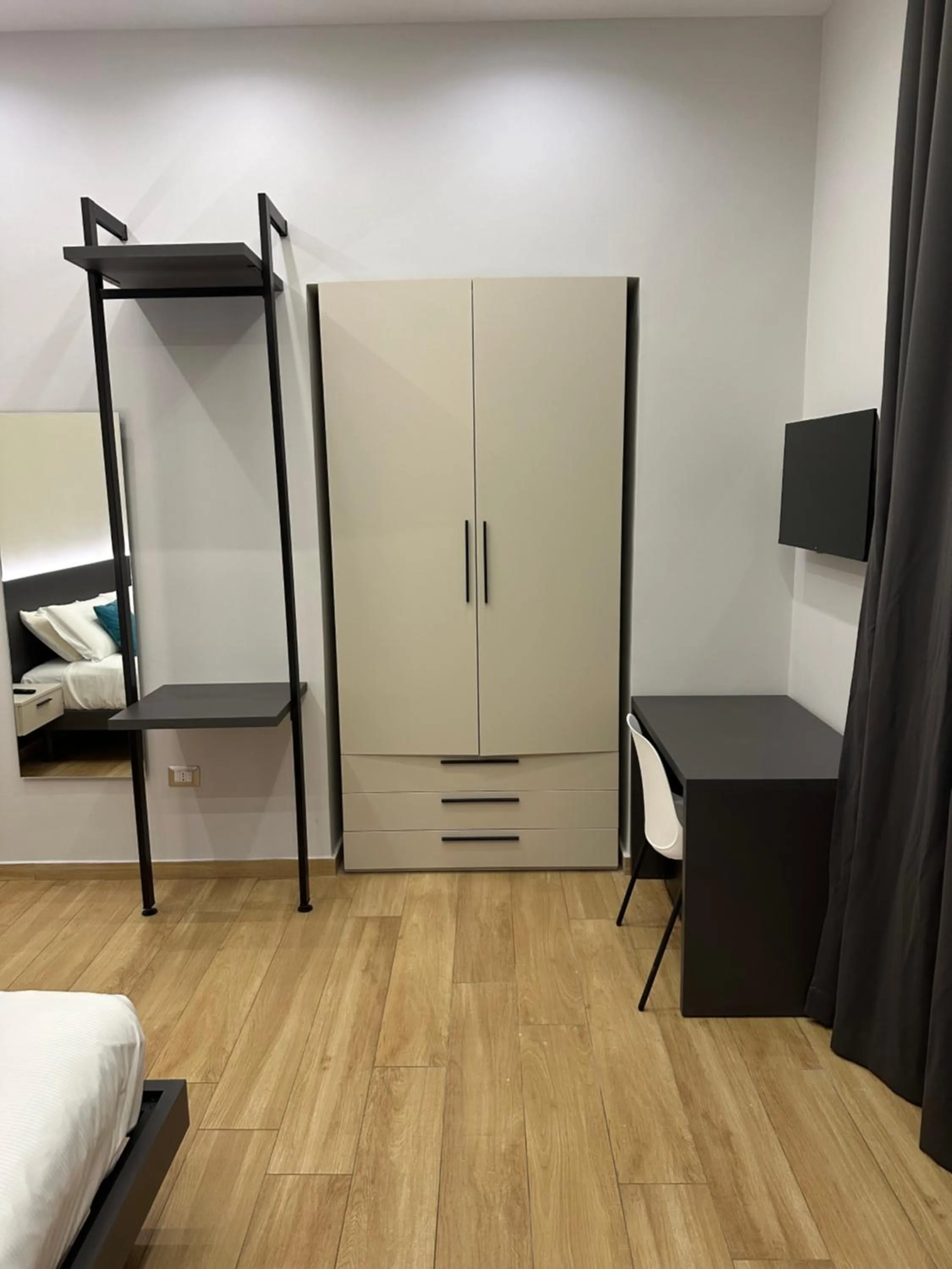 Bedroom, Bed in Hotiday Napoli Astoria