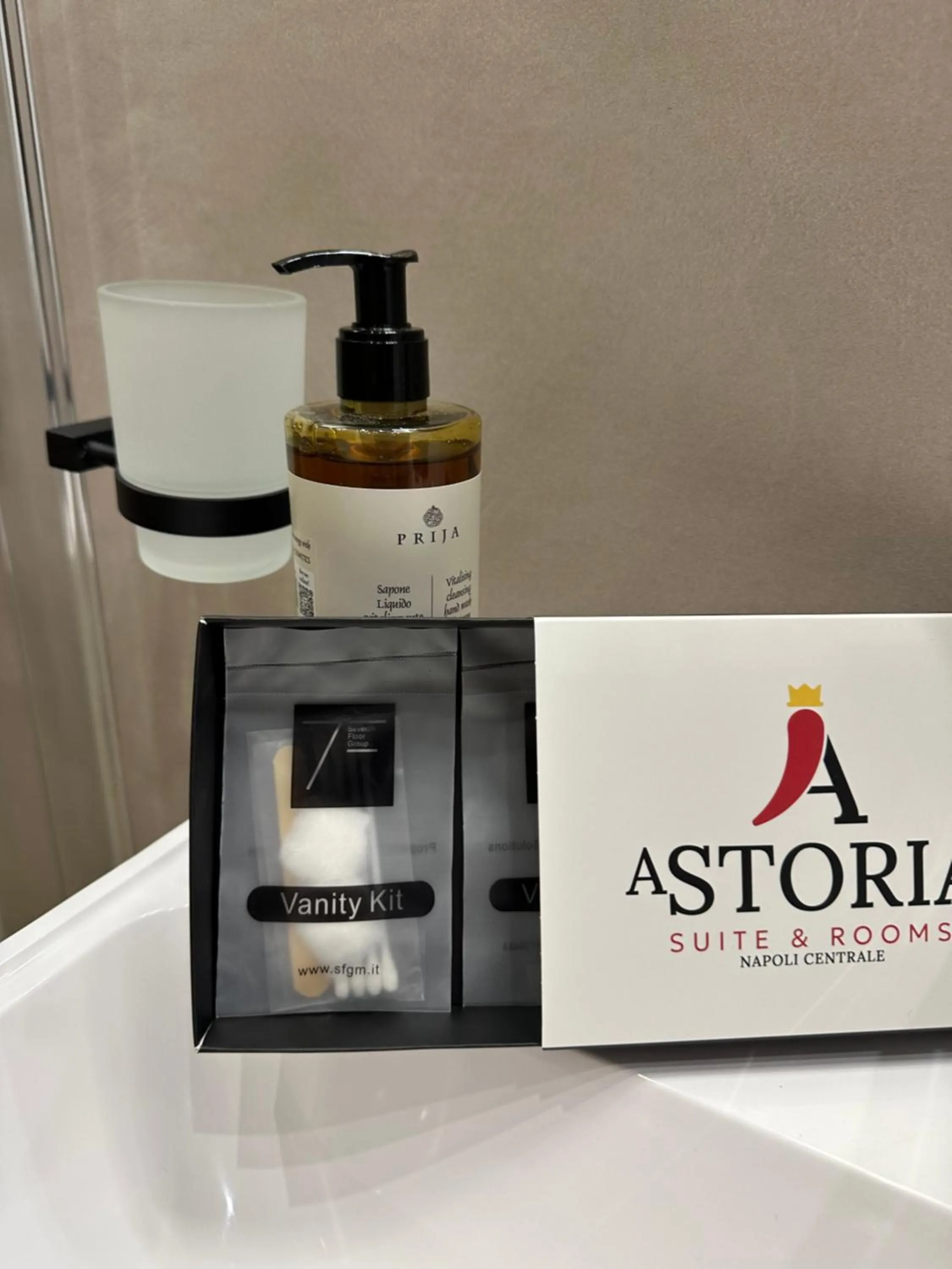 Bathroom in Hotiday Napoli Astoria