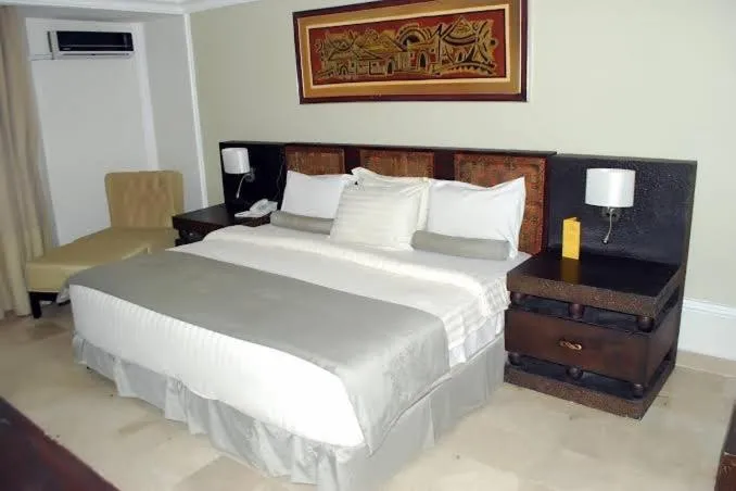 Jades Hotel