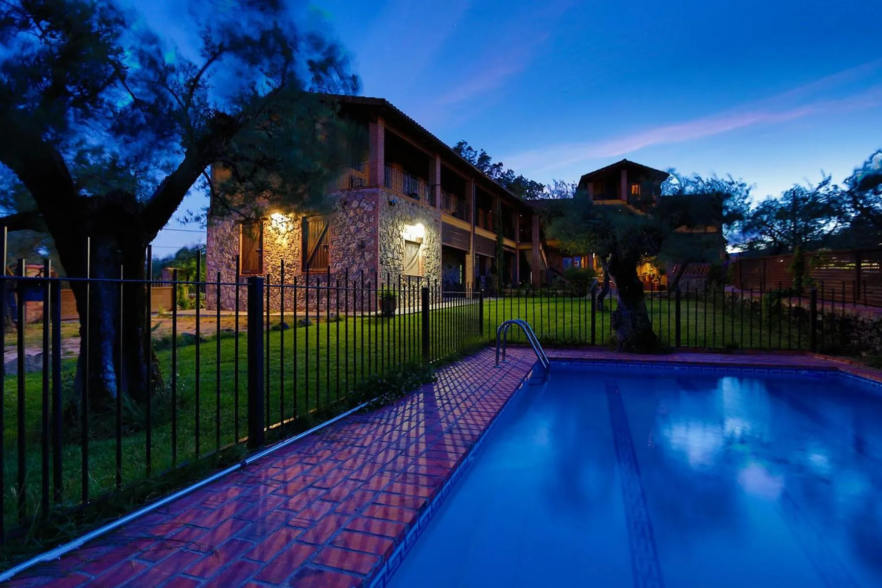 Hotel Rural La Covacha
