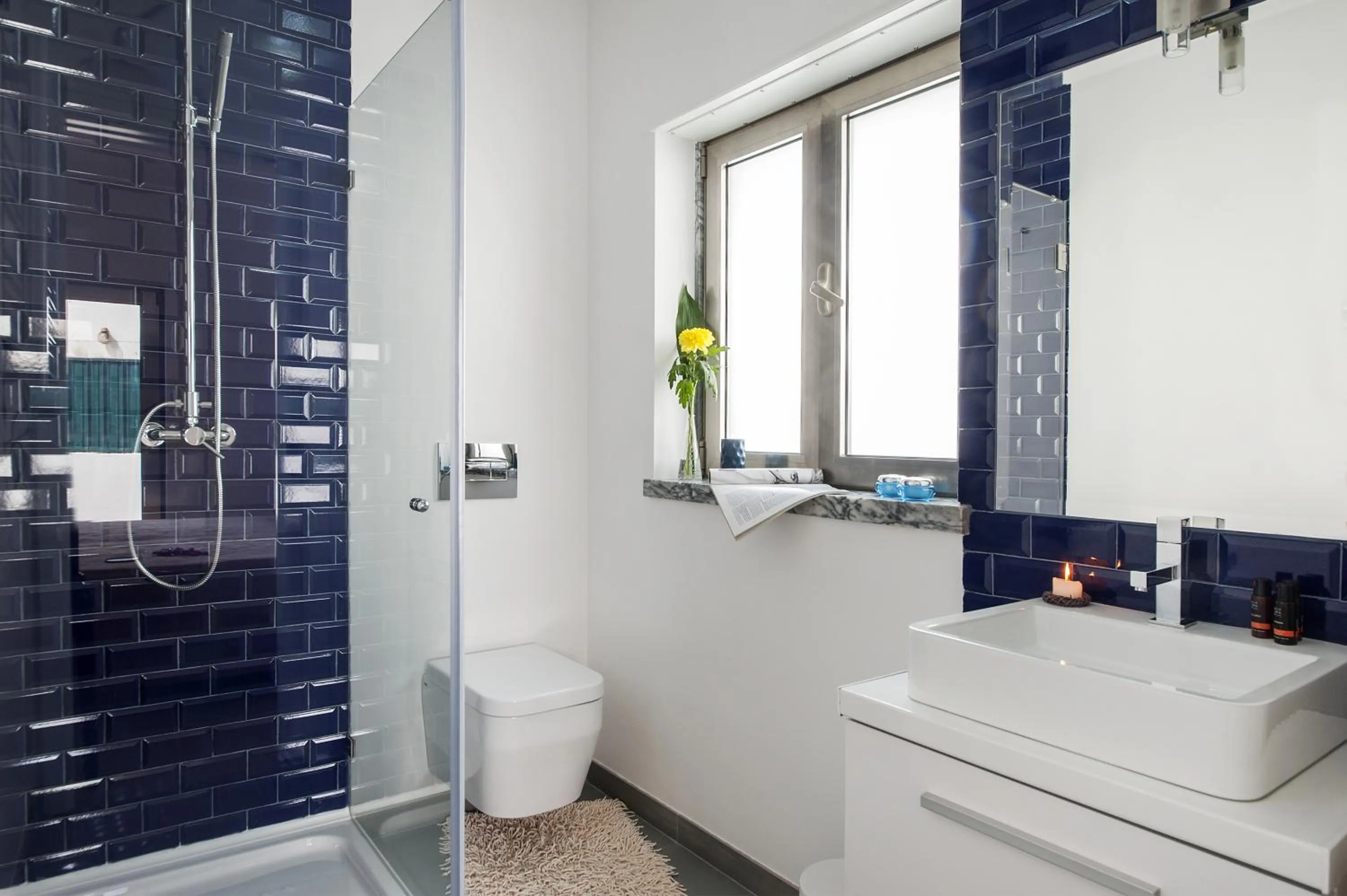 Bathroom in Beachouse - Surf, Bed & Breakfast