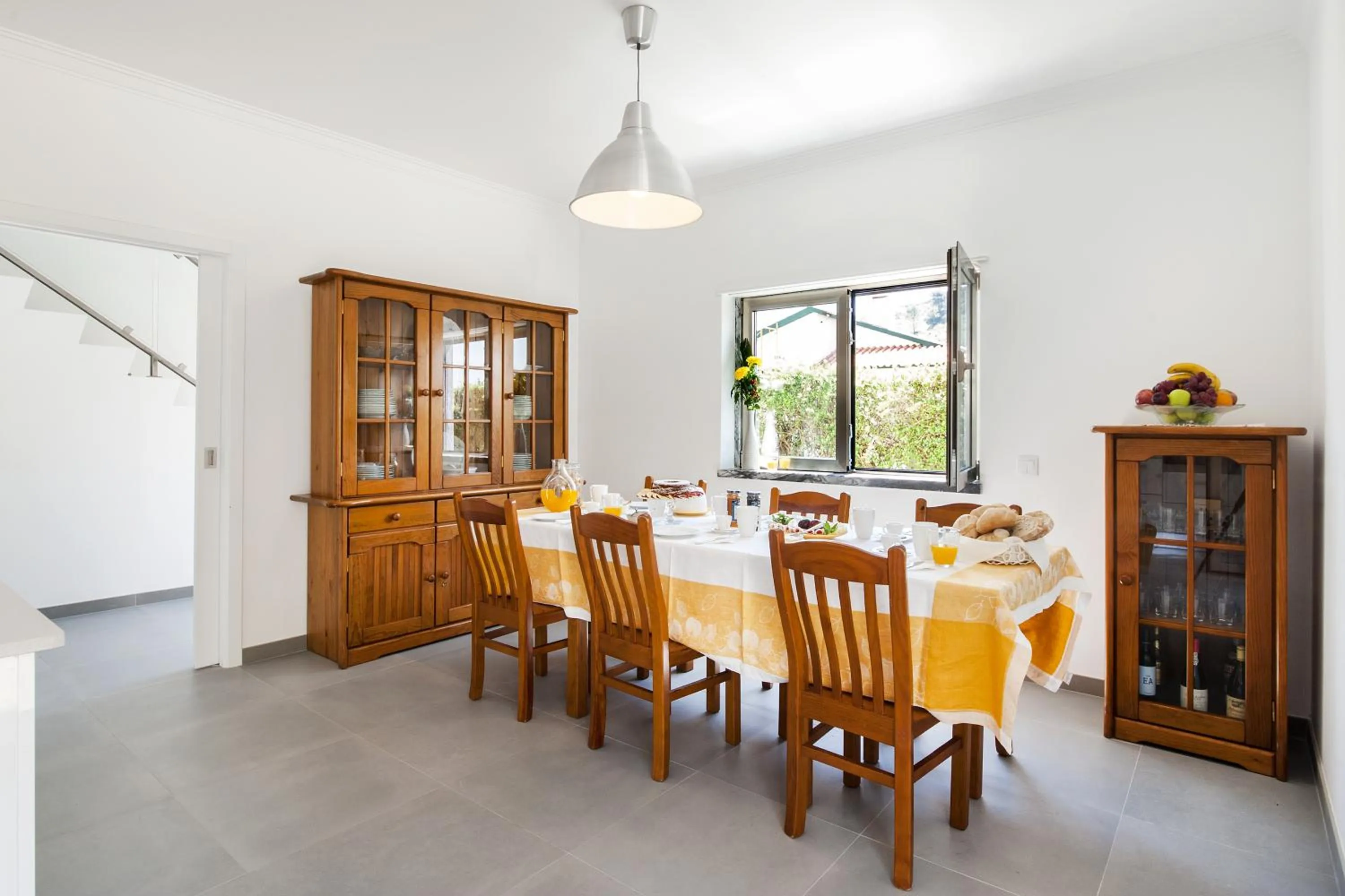 Dining area in Beachouse - Surf, Bed & Breakfast