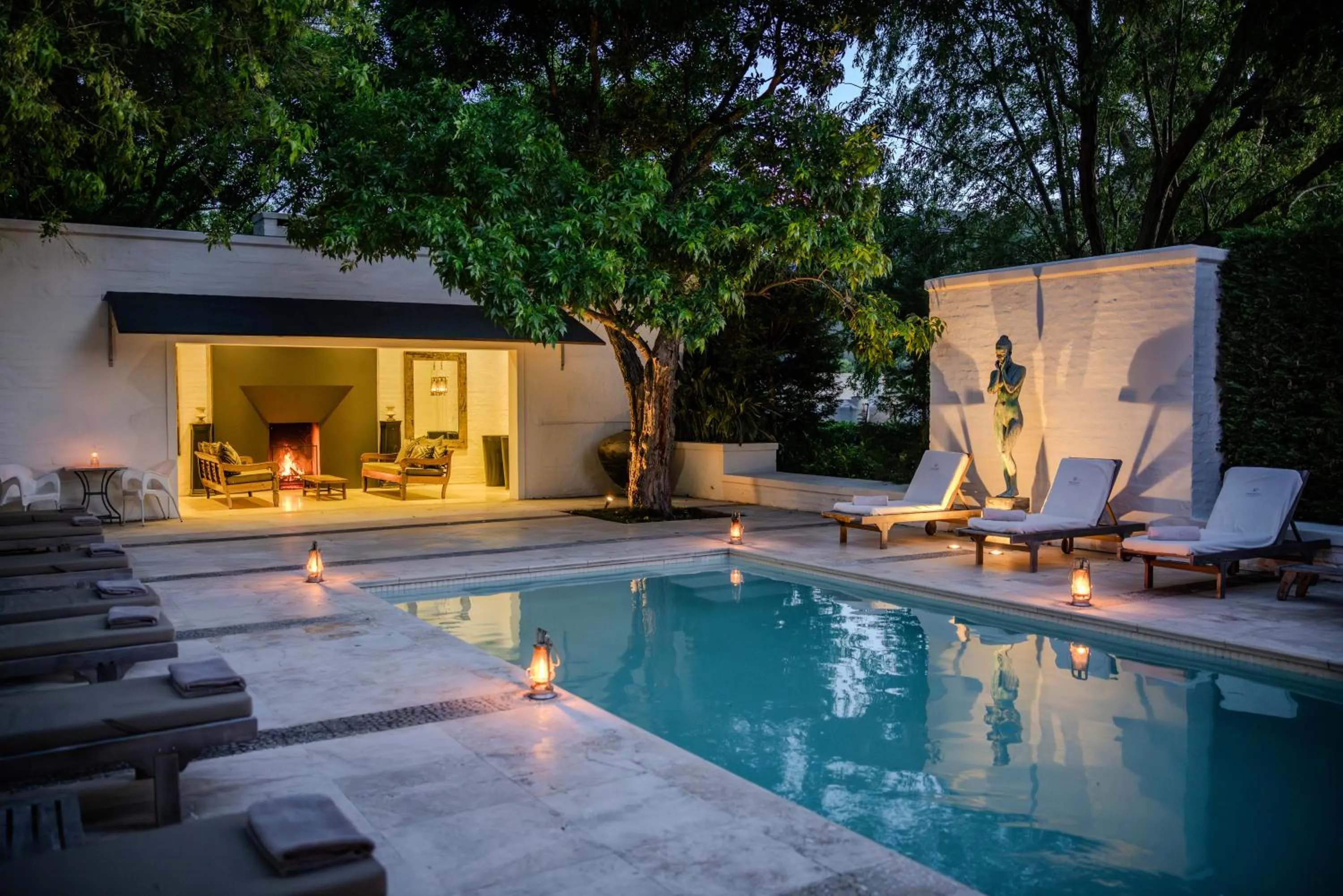 Property building in Grande Provence