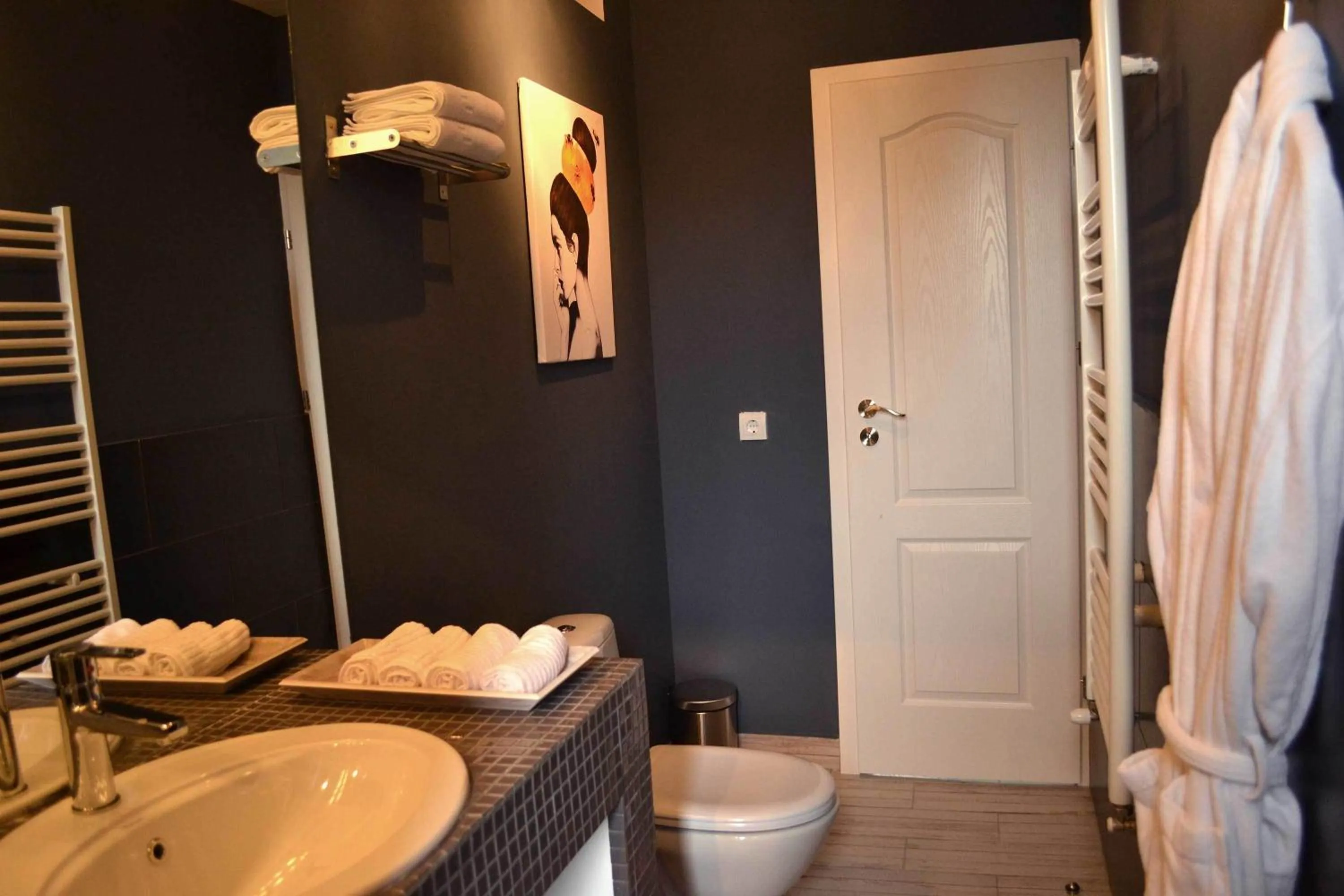 Bathroom in JN Boutique Apartments