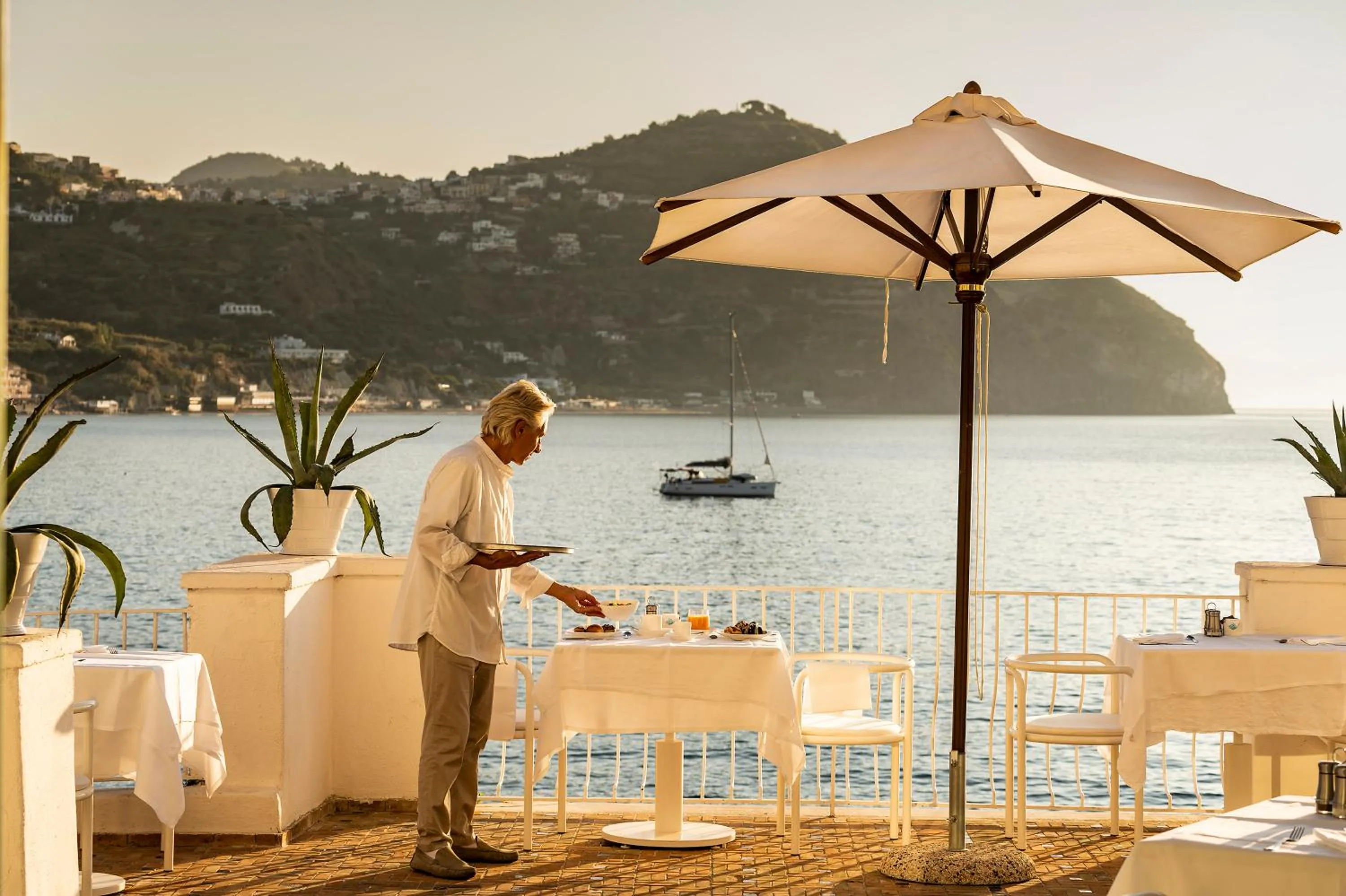 Restaurant/places to eat in Miramare Sea Resort & Spa