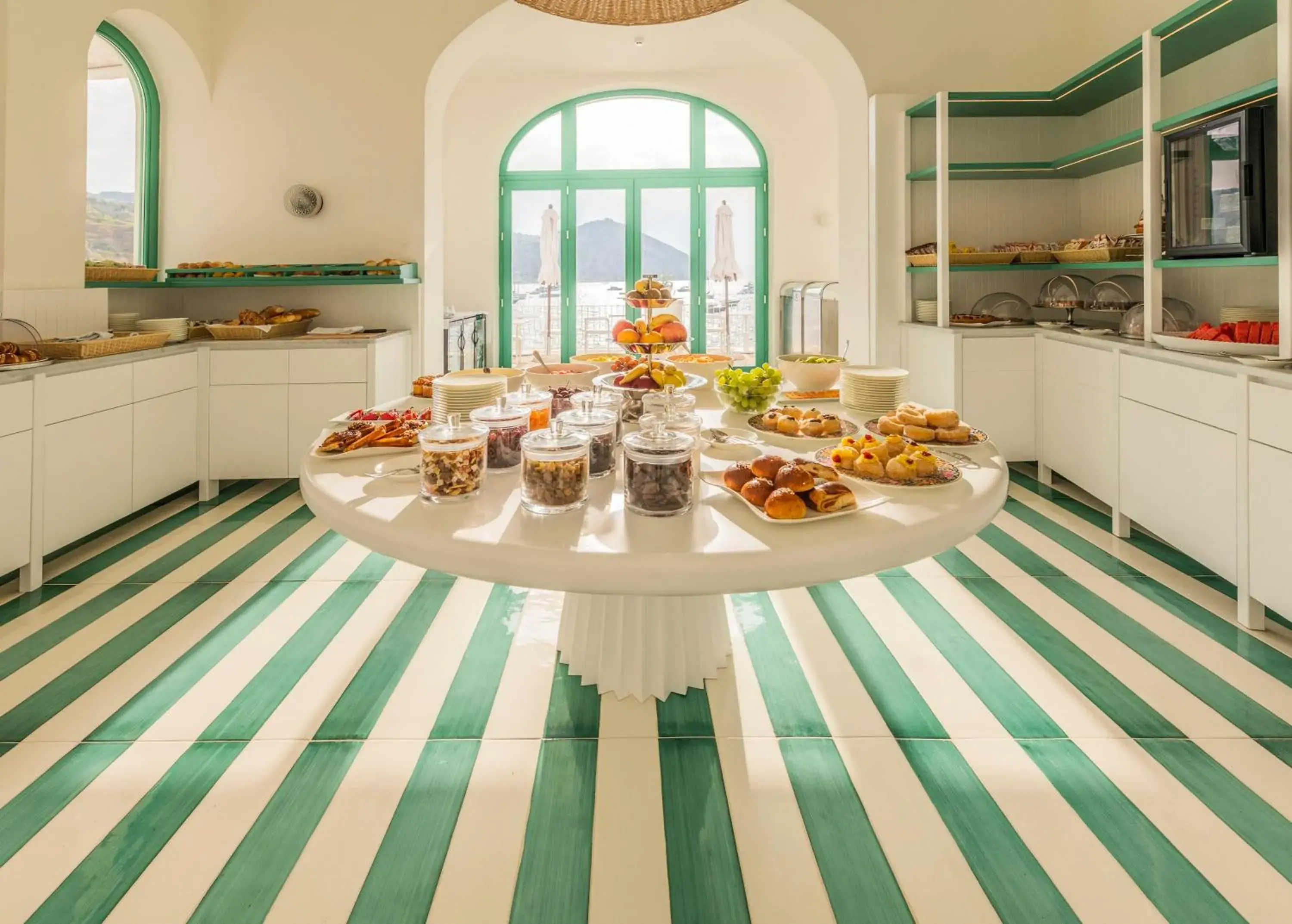 Restaurant/places to eat in Miramare Sea Resort & Spa Restaurant/places to eat in Miramare Sea Resort & Spa