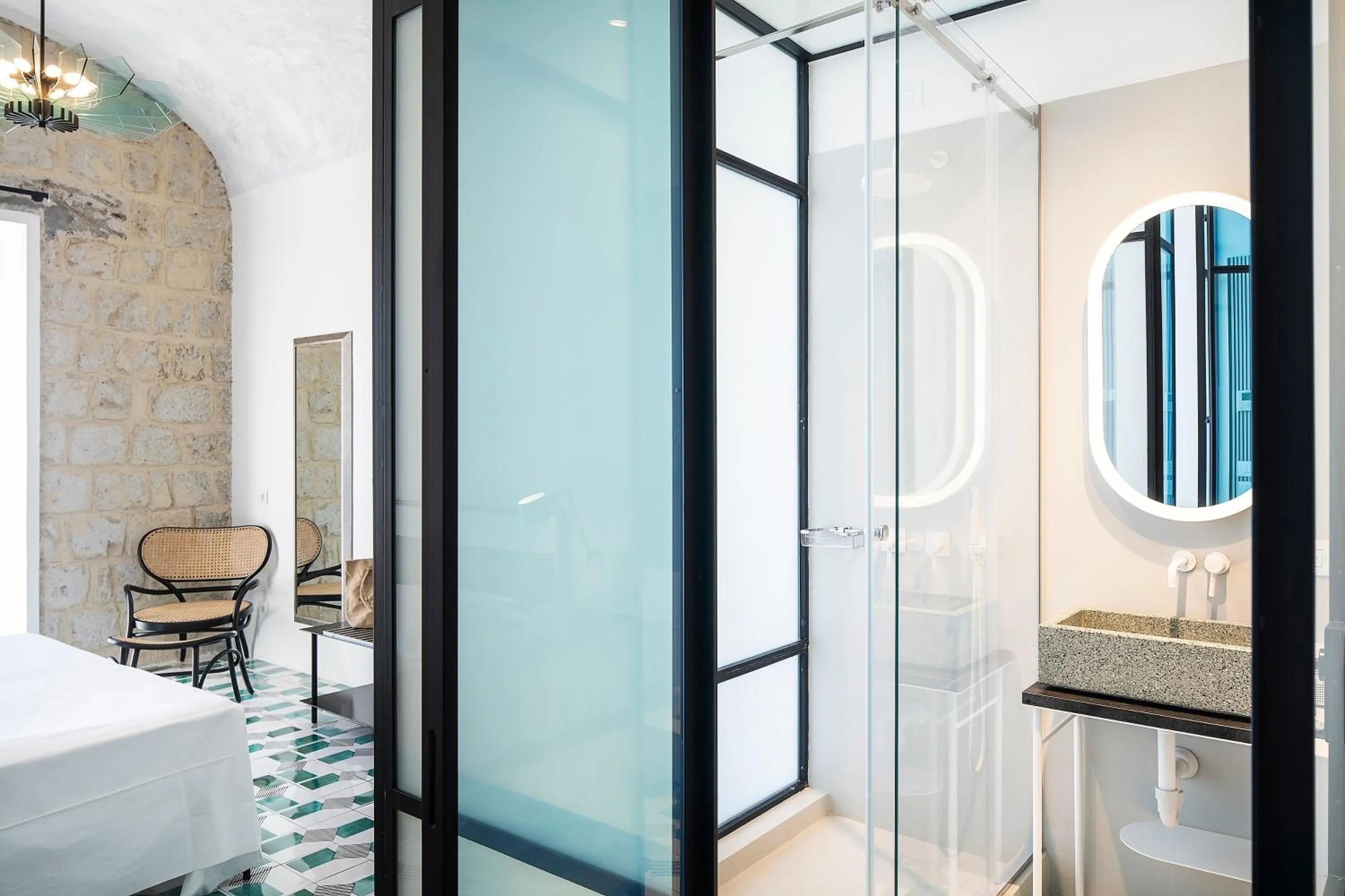 Shower, Bed in Miramare Sea Resort & Spa