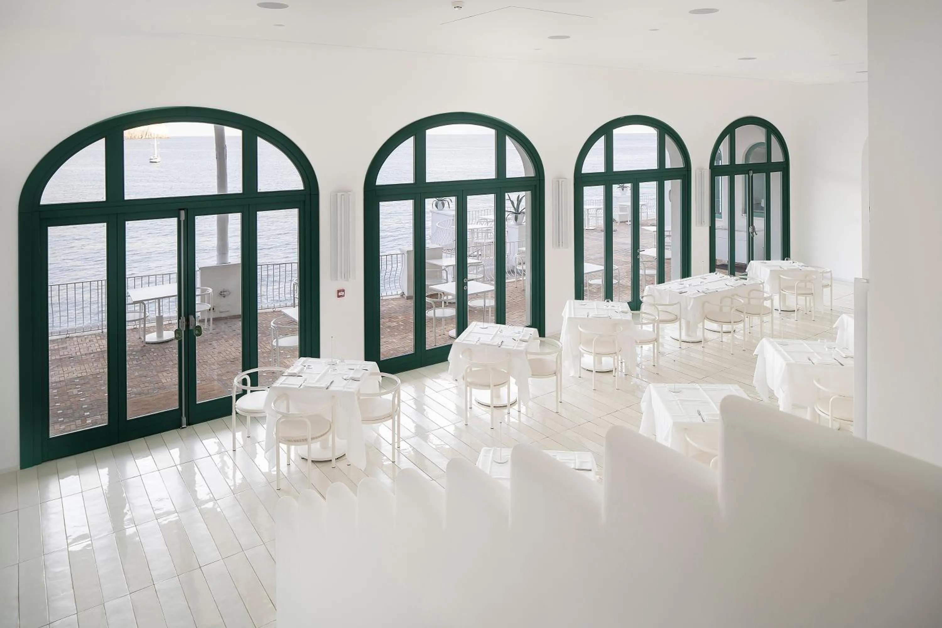 Restaurant/places to eat in Miramare Sea Resort & Spa